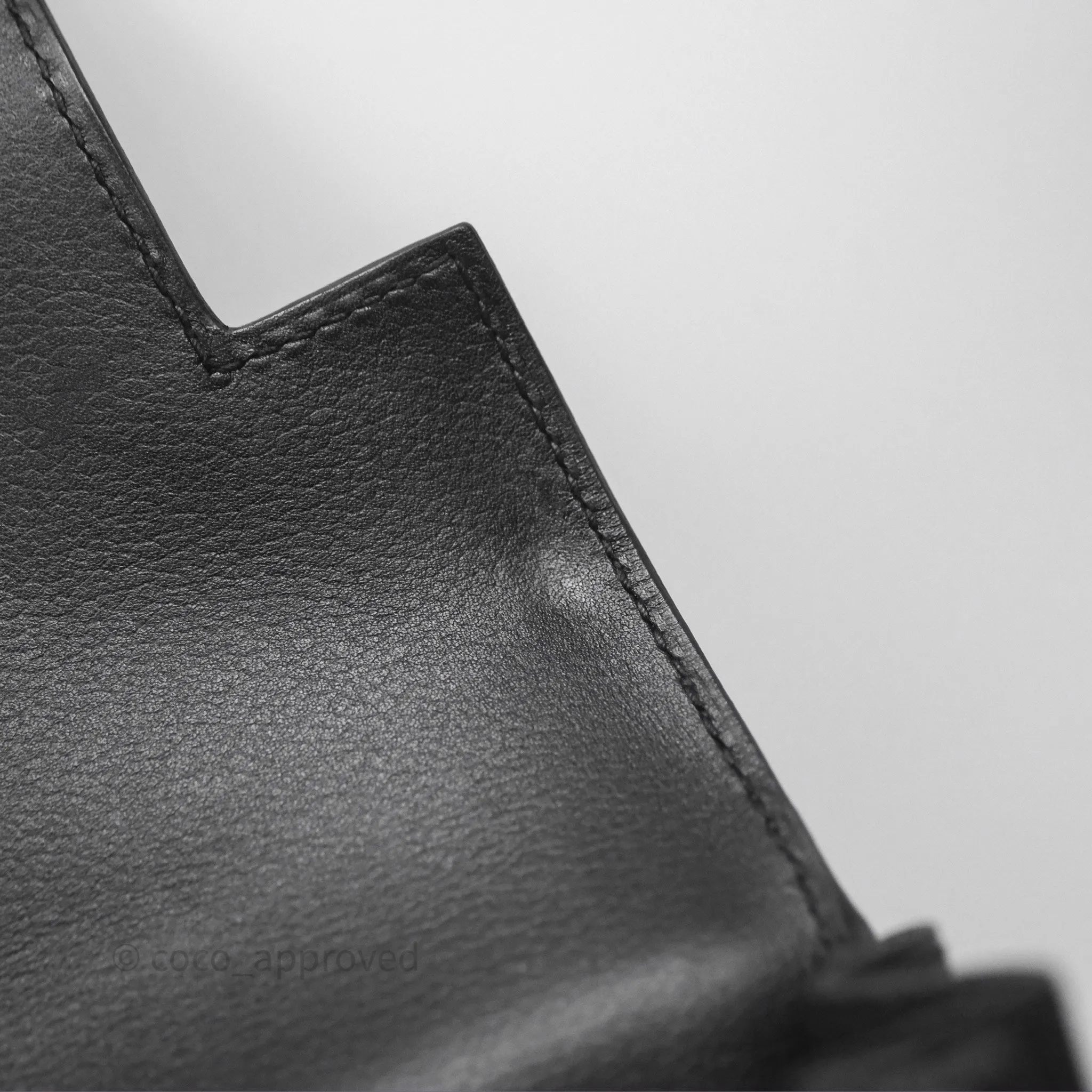 - DM/Email To Purchase - Herms Kelly Messenger PM Bag 89 Noir Evergrain Palladium Hardware