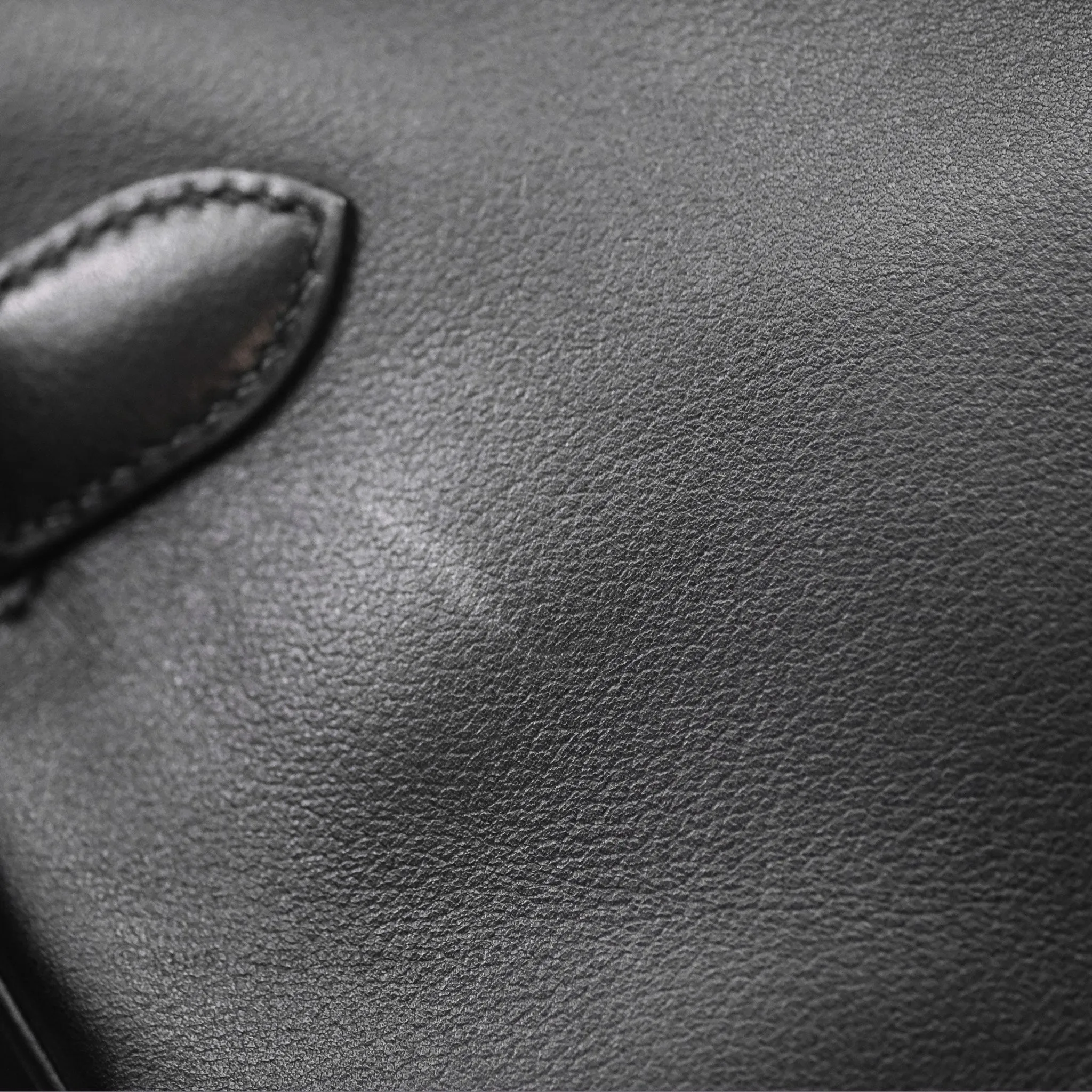 - DM/Email To Purchase - Herms Kelly Messenger PM Bag 89 Noir Evergrain Palladium Hardware