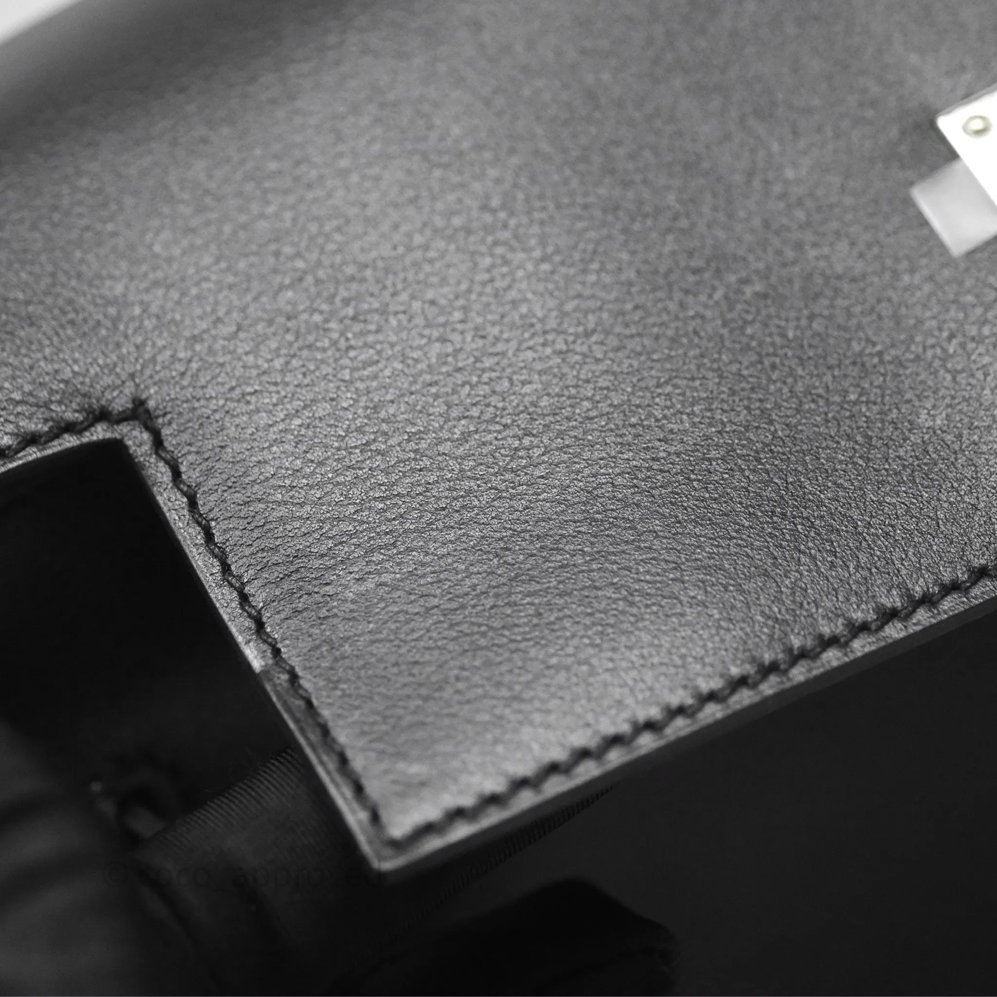 - DM/Email To Purchase - Herms Kelly Messenger PM Bag 89 Noir Evergrain Palladium Hardware