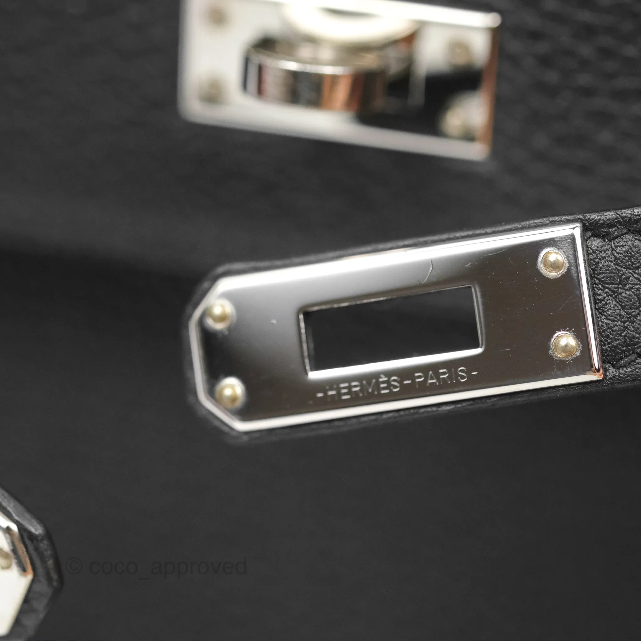 - DM/Email To Purchase - Herms Retourne Kelly 25 Black Togo Palladium Hardware