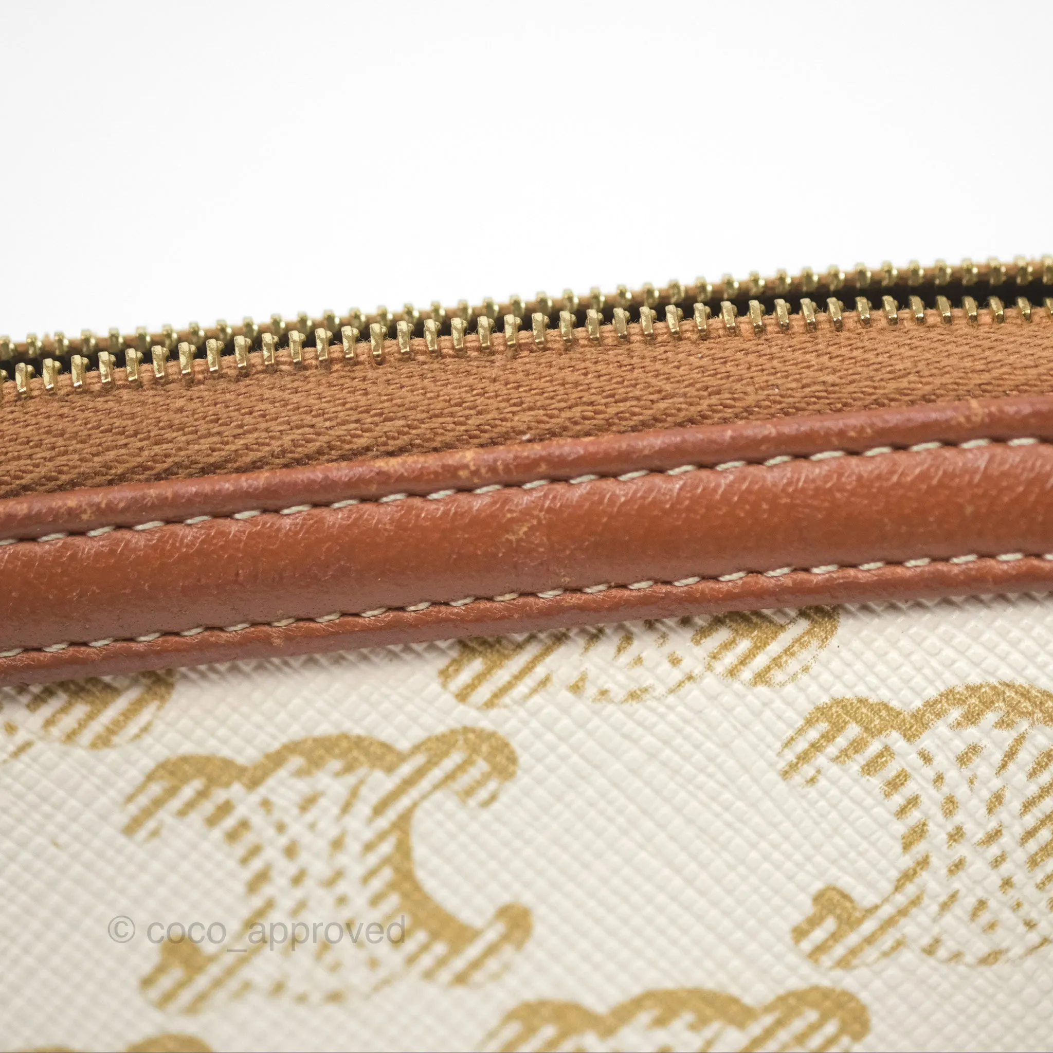 Celine Clutch With Chain Triomphe Canvas Lambskin White/Tan
