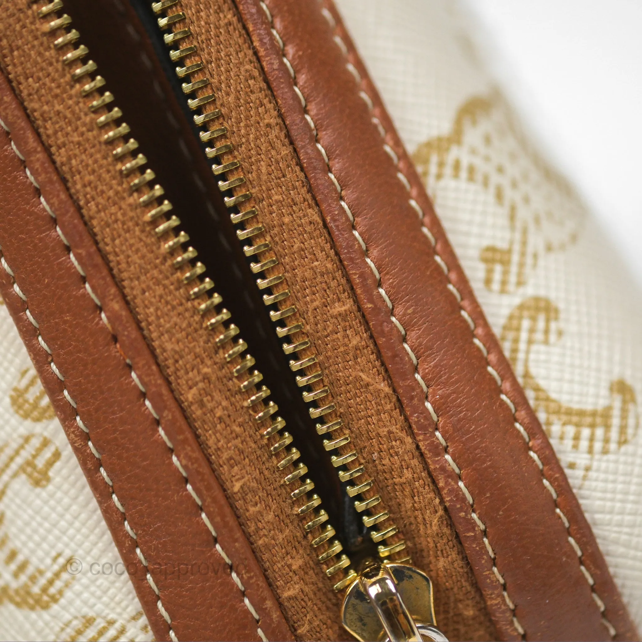 Celine Clutch With Chain Triomphe Canvas Lambskin White/Tan