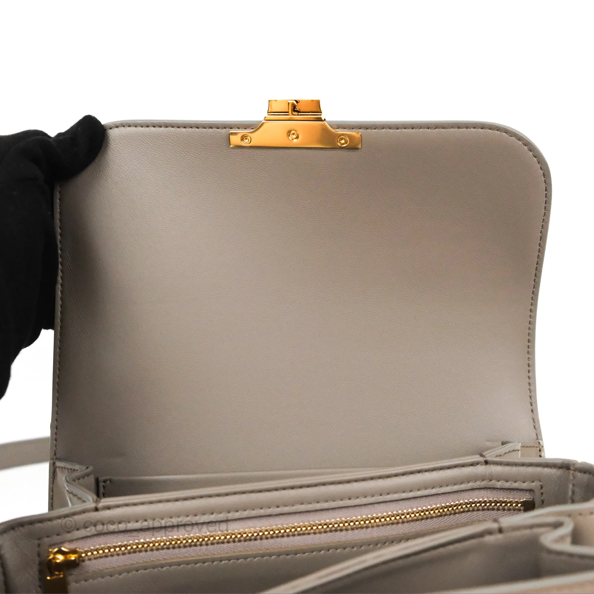 Celine Medium Triomphe Bag Pebble Shiny Calfskin