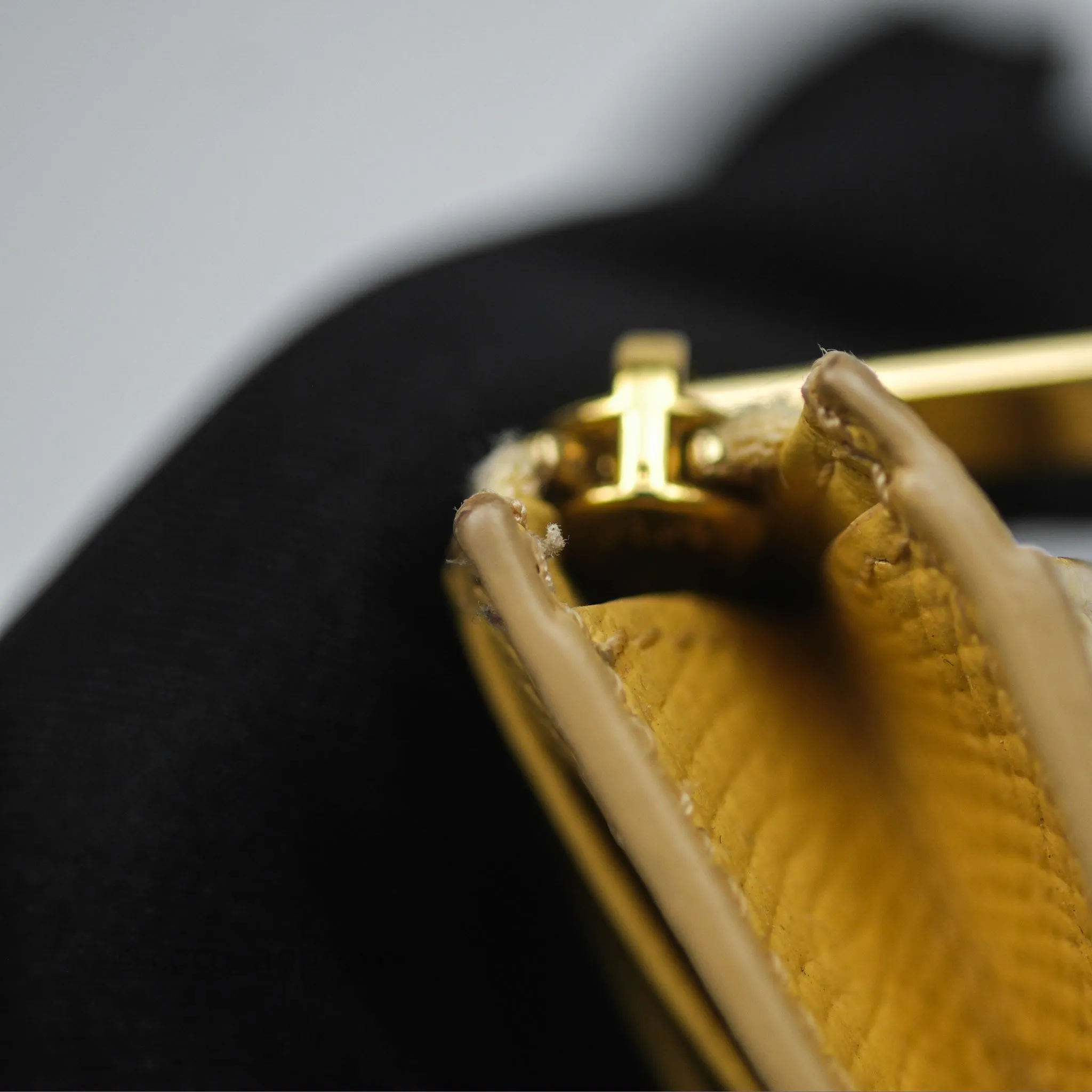 Celine Zipped Card Holder in Grained Calfskin Yellow