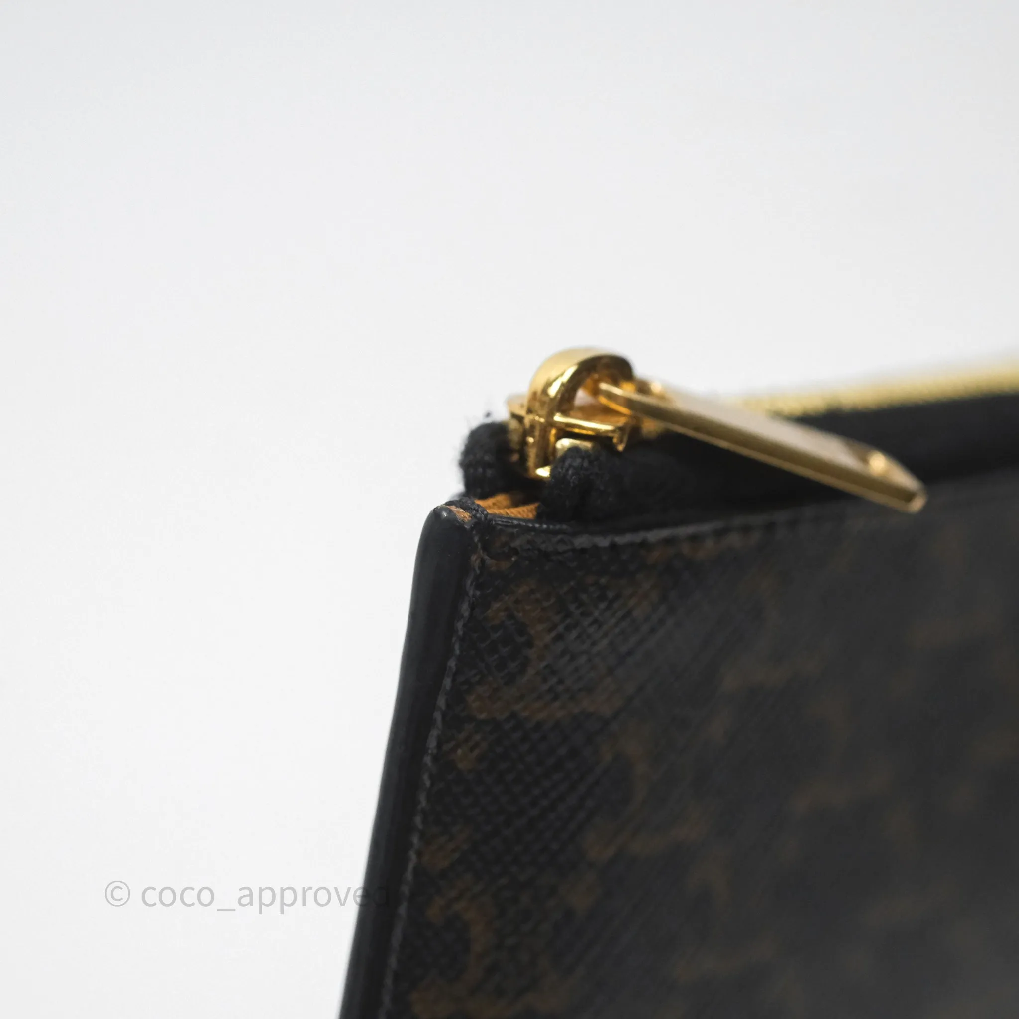 Celine Zipped Purse with Removable Card Holder in Tan Triomphe Canvas/ Lambskin