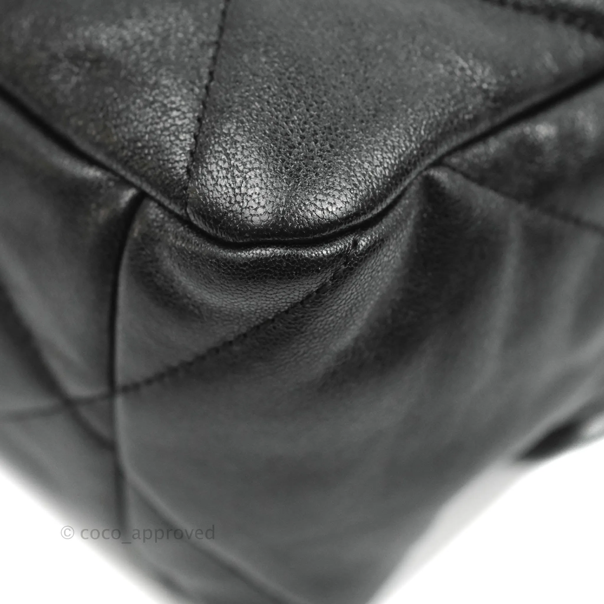 Chanel 19 Medium Black Goatskin Mixed Hardware
