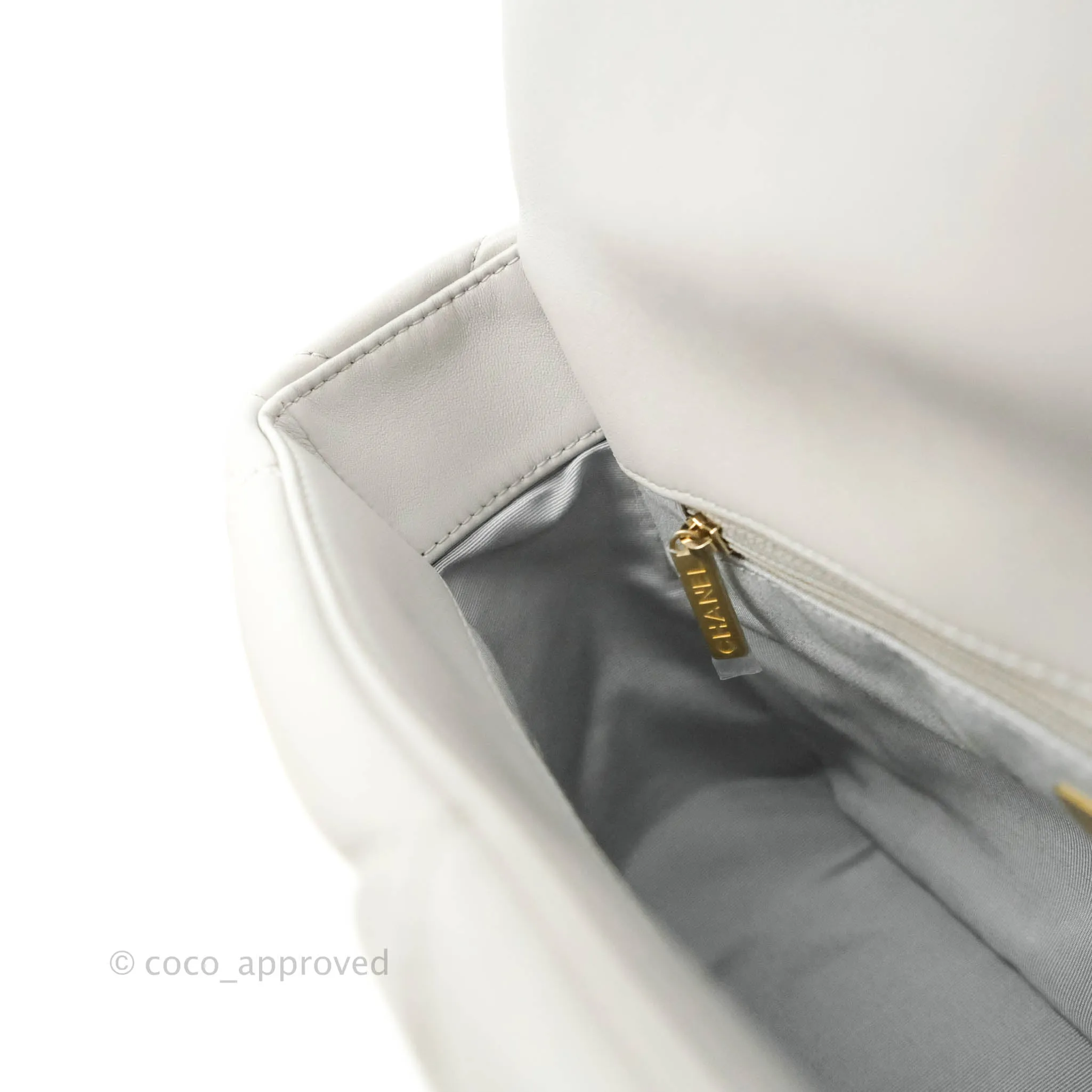 Chanel 19 Medium Grey Lambskin Mixed Hardware 21A