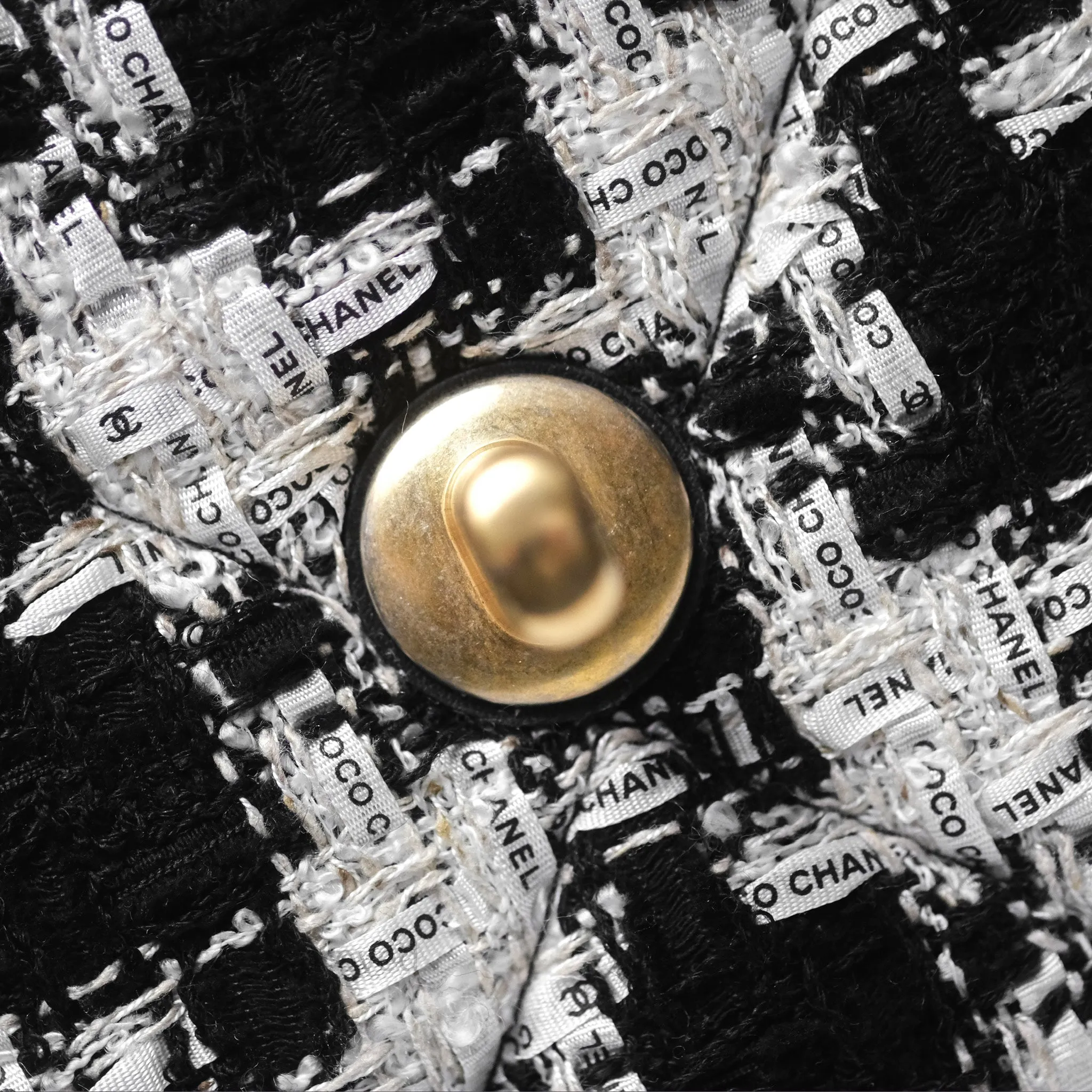 Chanel 19 Medium Tweed White Ribbon Mixed Hardware