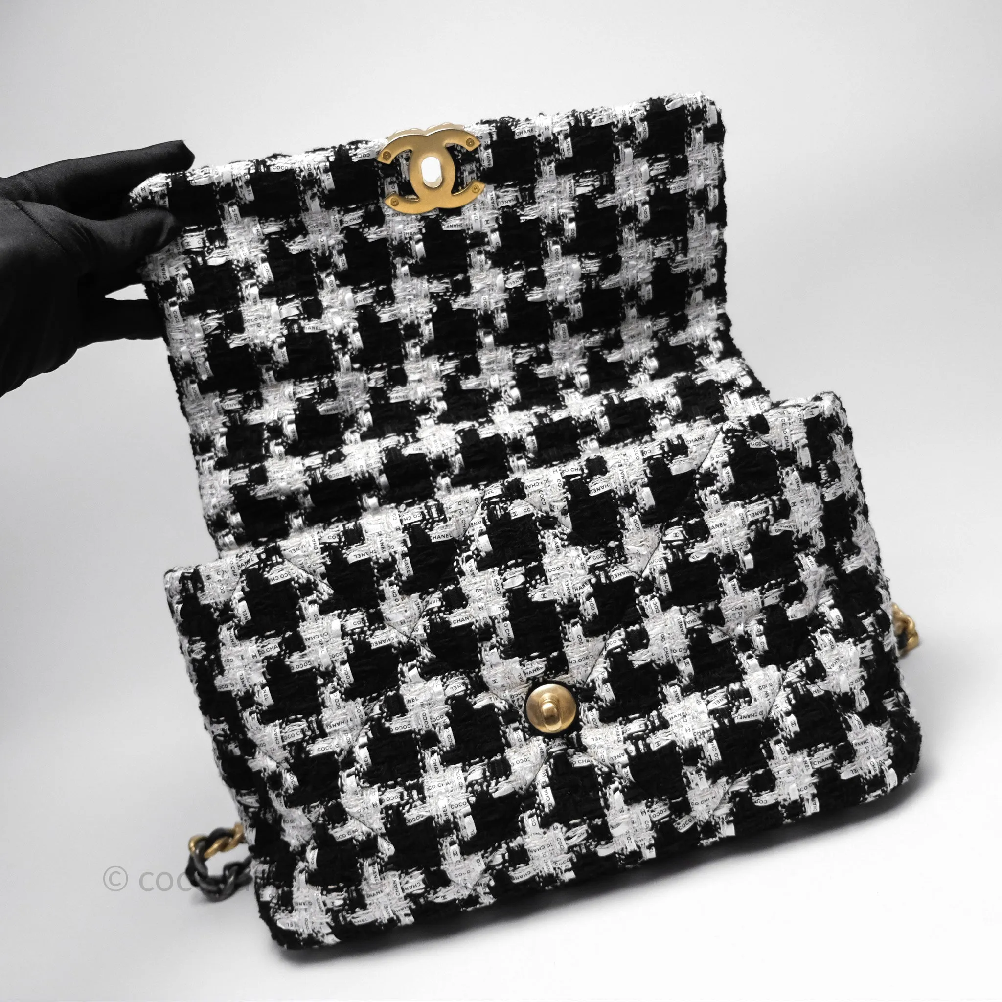 Chanel 19 Medium Tweed White Ribbon Mixed Hardware