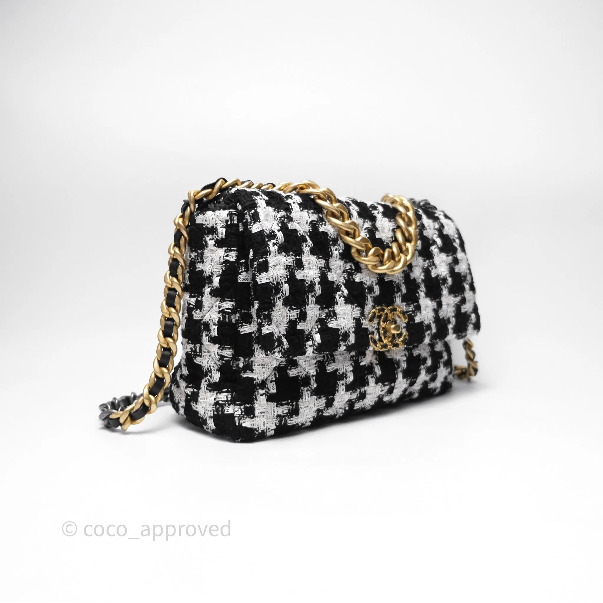 Chanel 19 Medium Tweed White Ribbon Mixed Hardware