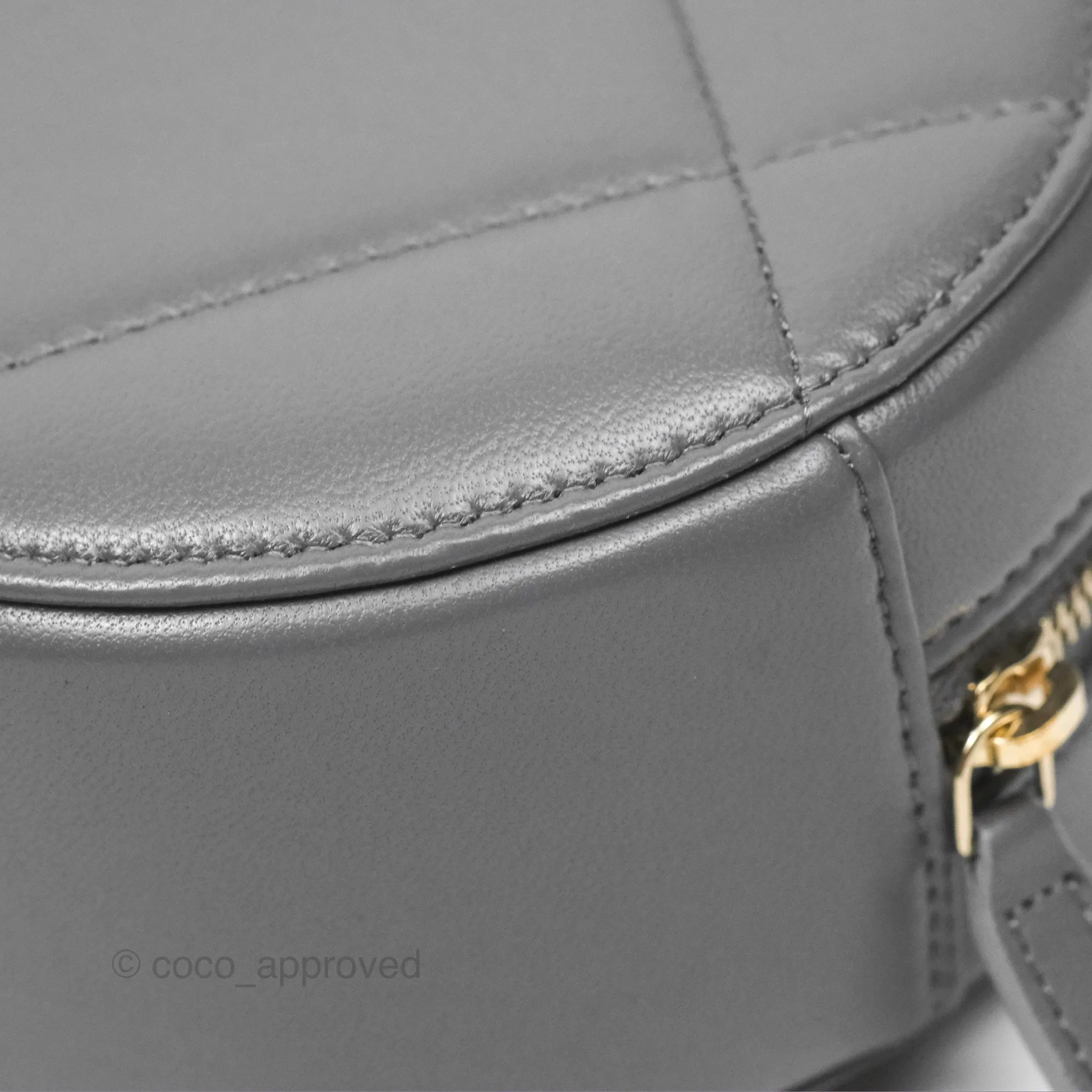 Chanel 19 Round Clutch With Chain Grey Mixed Hardware