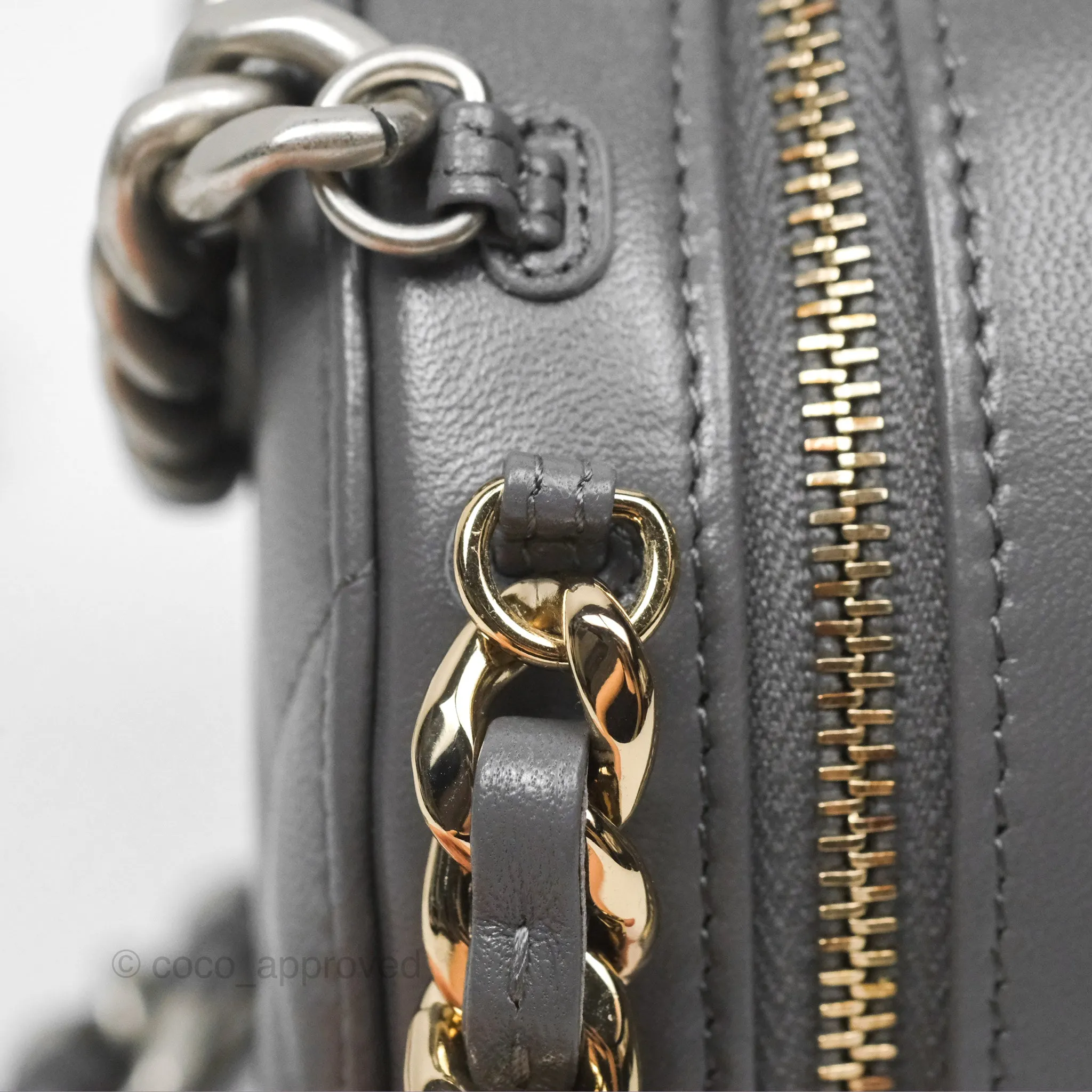 Chanel 19 Round Clutch With Chain Grey Mixed Hardware