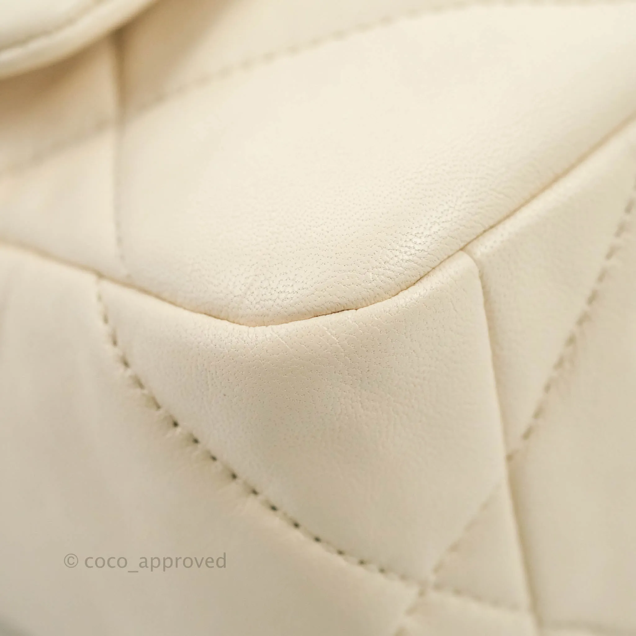 Chanel 19 Small Light Beige Lambskin Mixed Hardware 20C