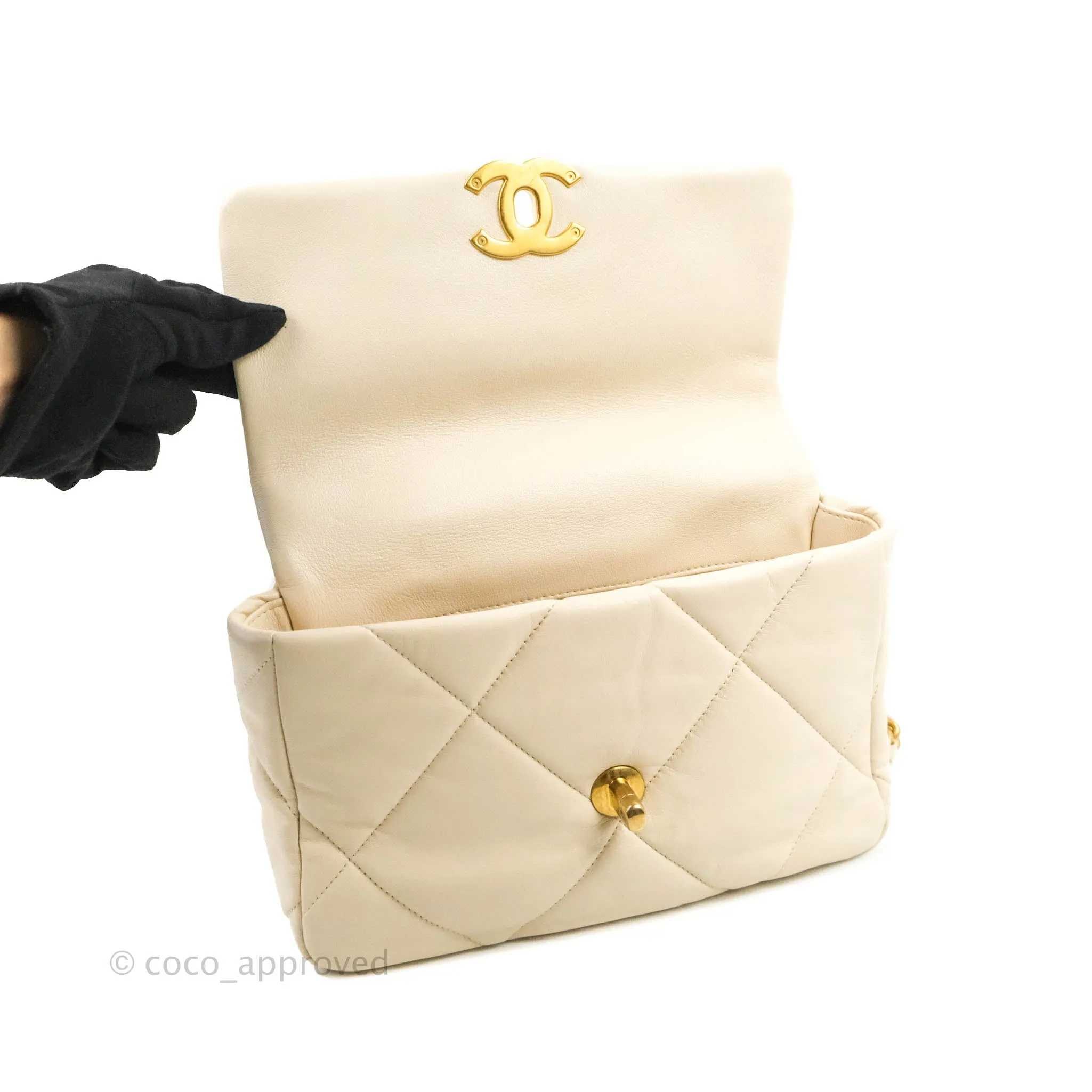 Chanel 19 Small Light Beige Lambskin Mixed Hardware 20C