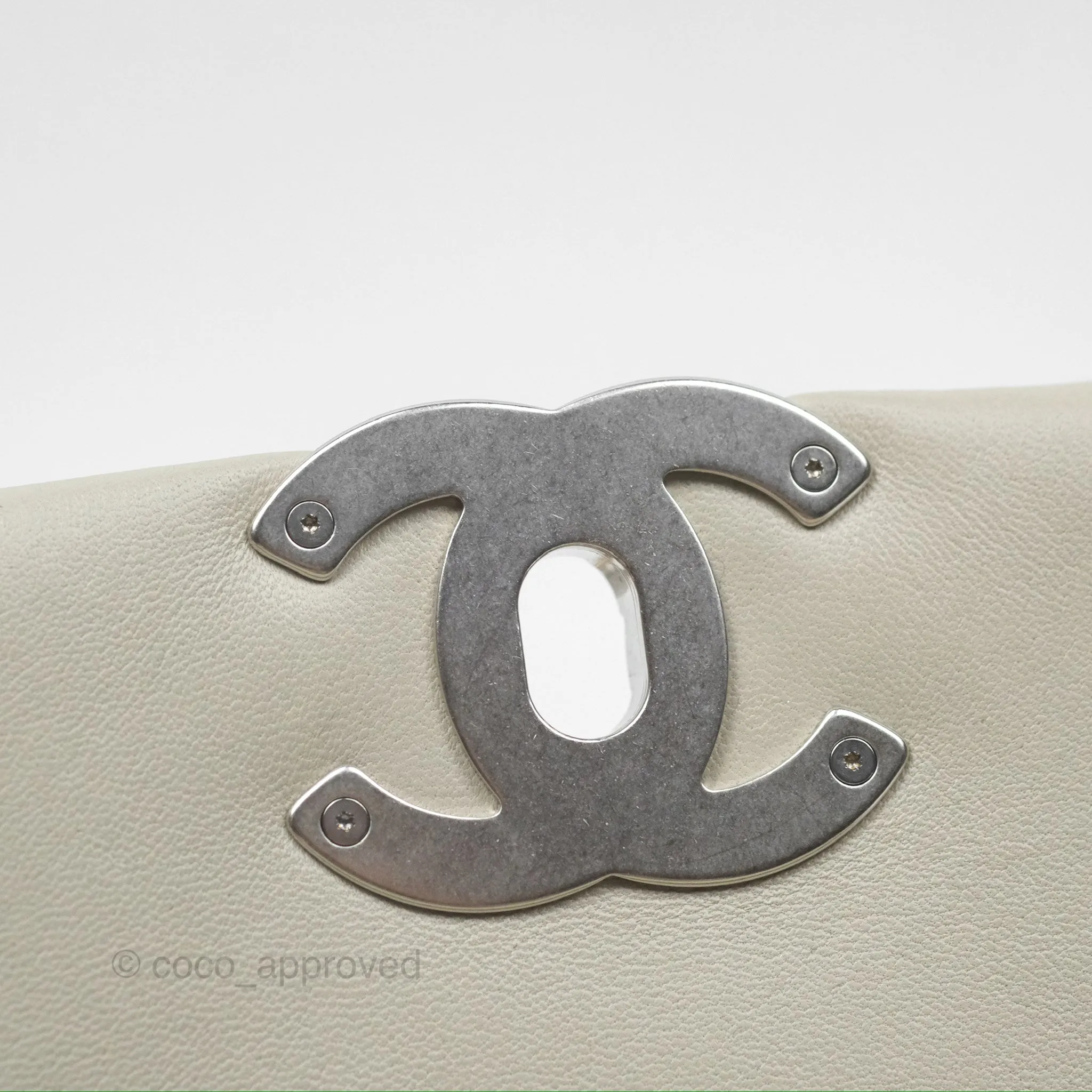 Chanel 19 Small Sage Green Mixed Hardware