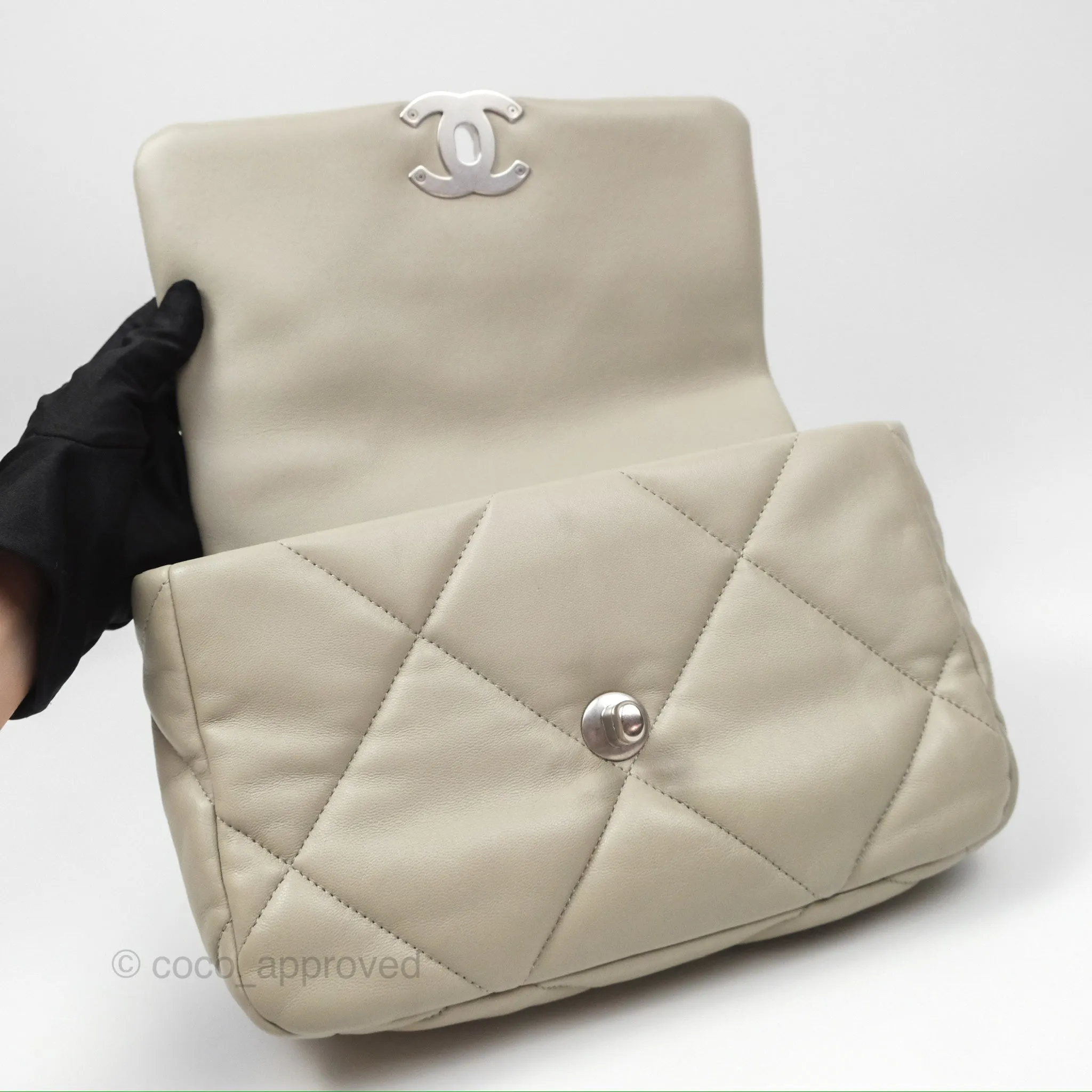 Chanel 19 Small Sage Green Mixed Hardware