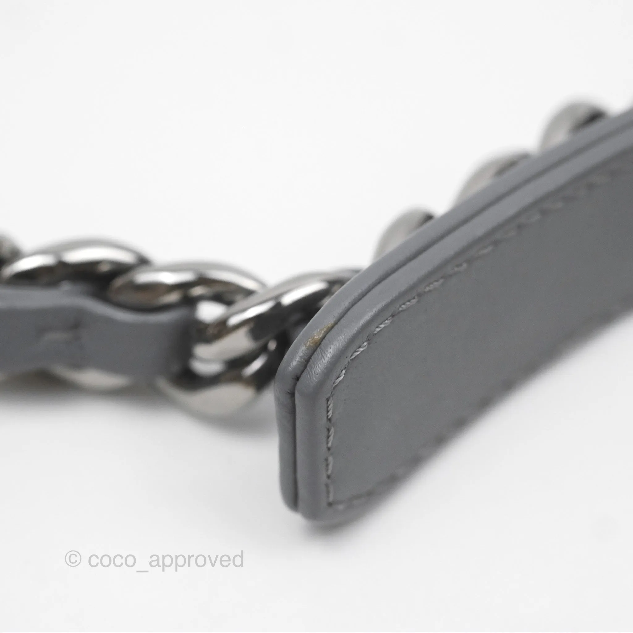 Chanel 19 Small Tweed Grey Mixed Hardware