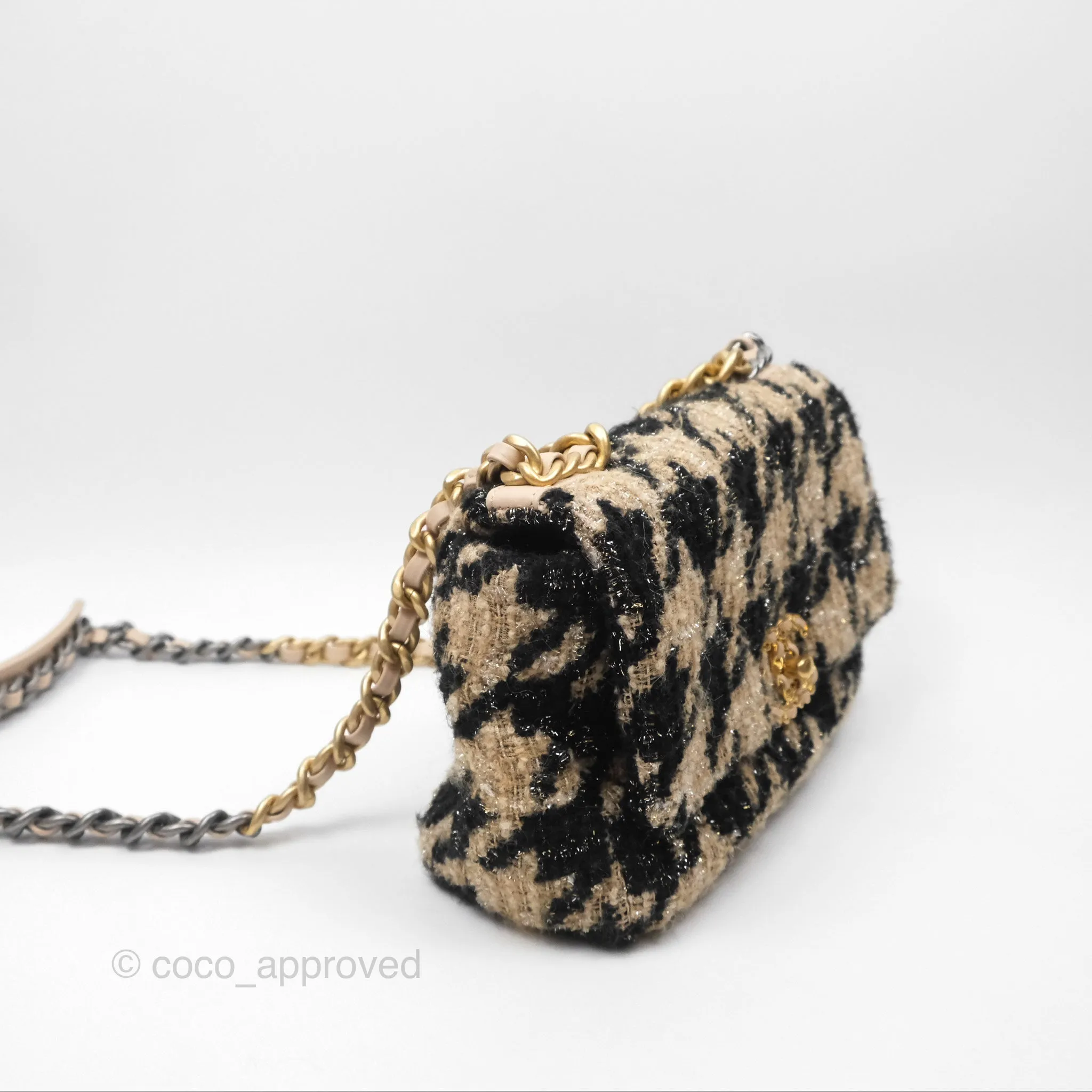 Chanel 19 Small Tweed Houndstooth Black Beige Mixed Hardware