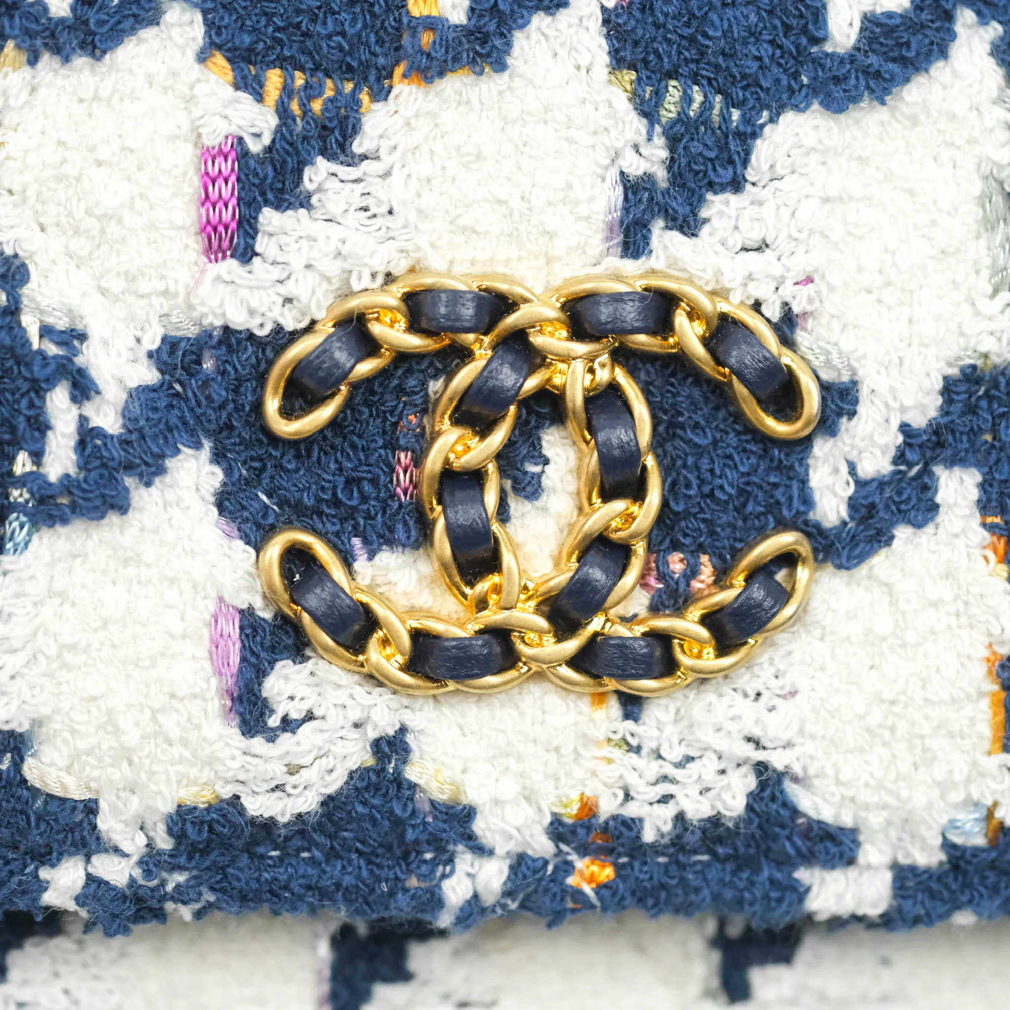 Chanel 19 Wallet On Chain WOC Quilted Houndstooth Tweed Blue White