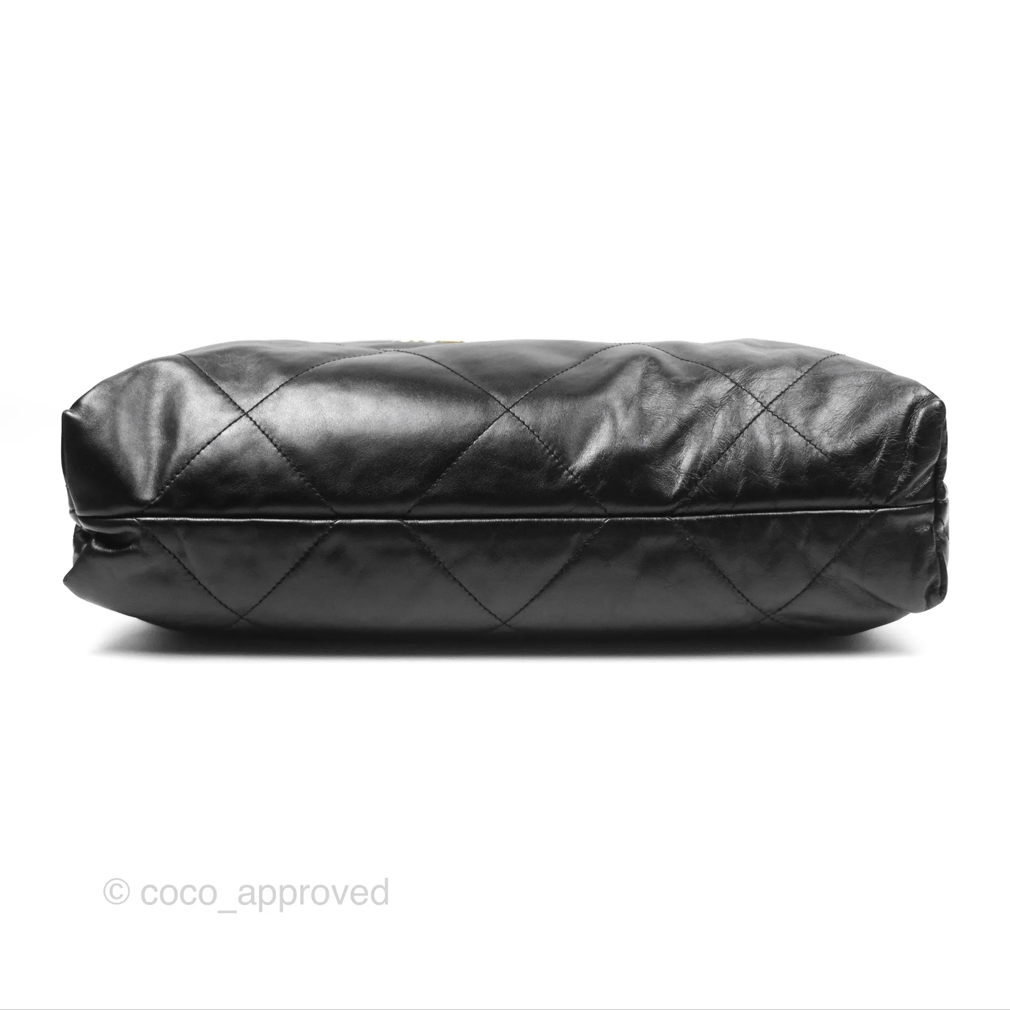 Chanel 22 Bag Medium Black Crumpled Calfskin Aged Gold Hardware