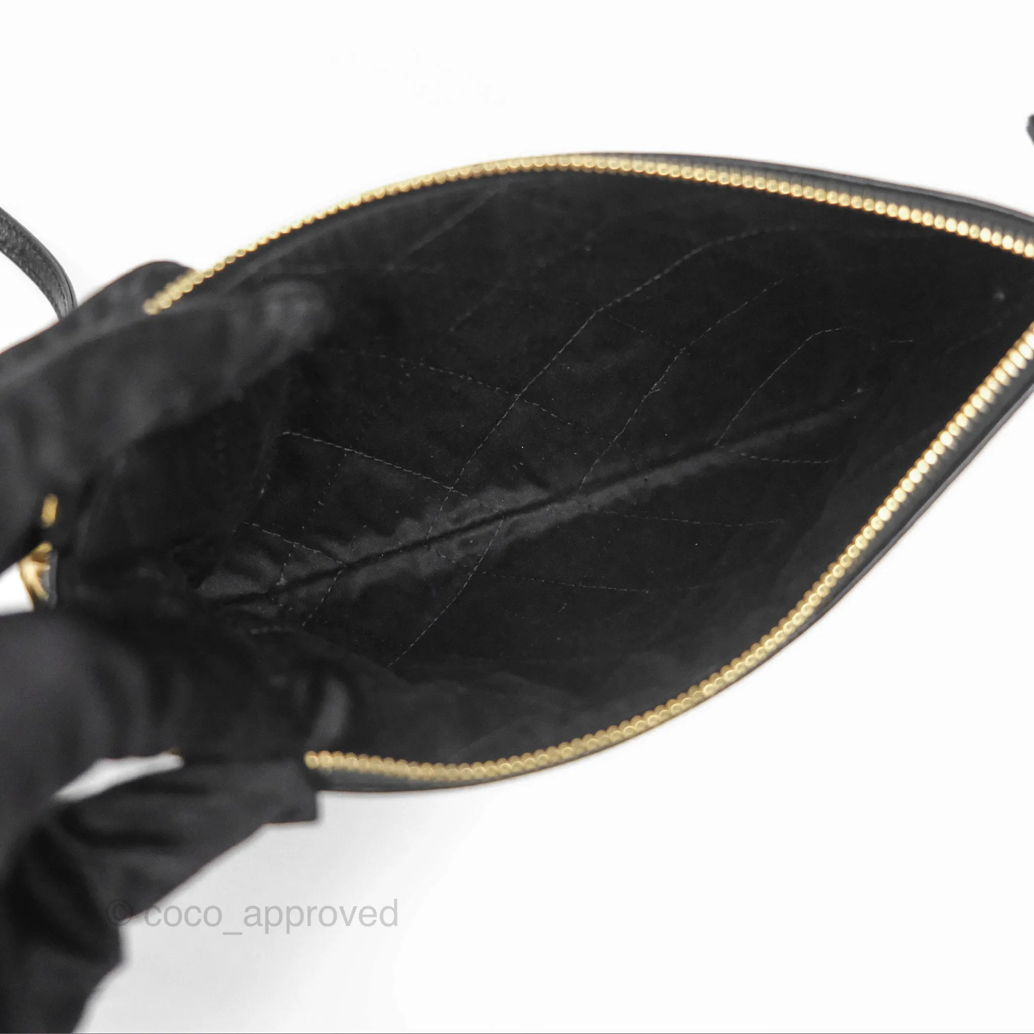 Chanel 22 Bag Medium Black Crumpled Calfskin Aged Gold Hardware
