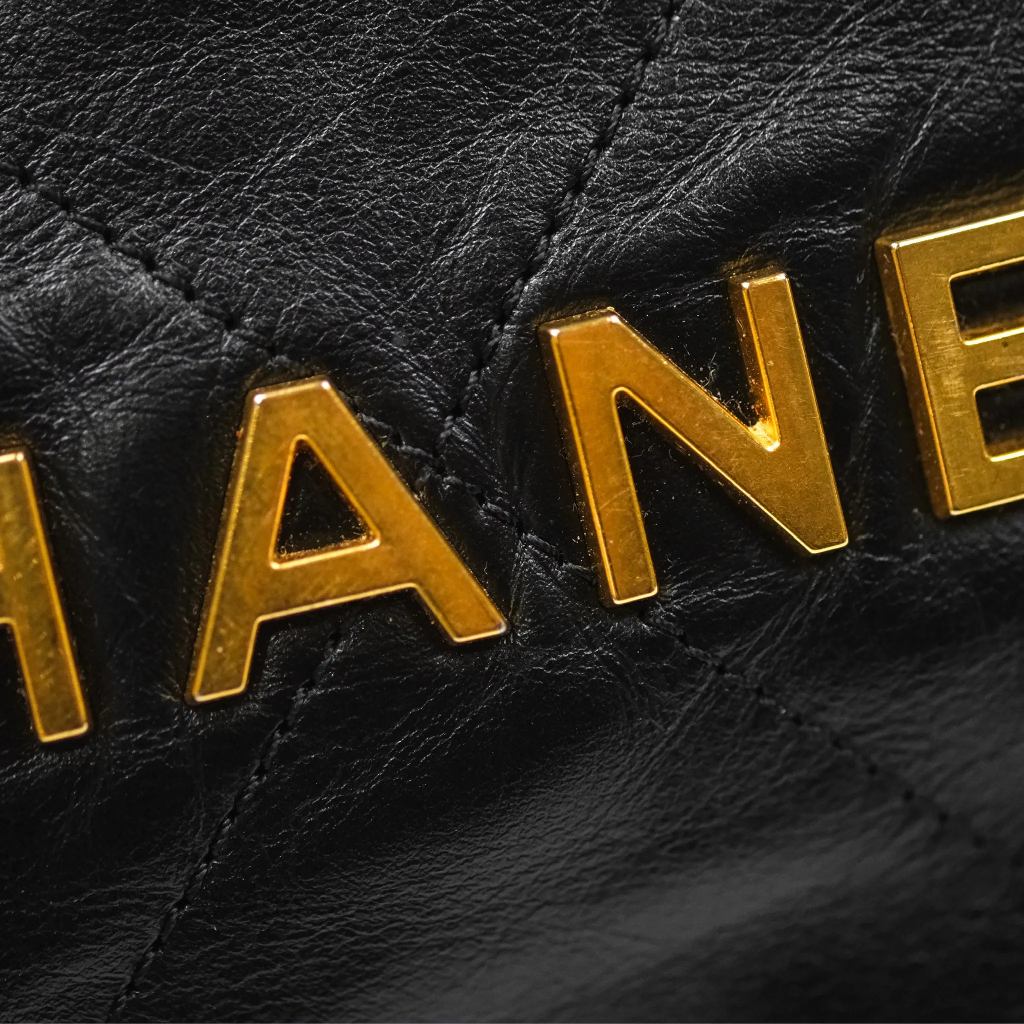 Chanel 22 Bag Medium Black Crumpled Calfskin Aged Gold Hardware
