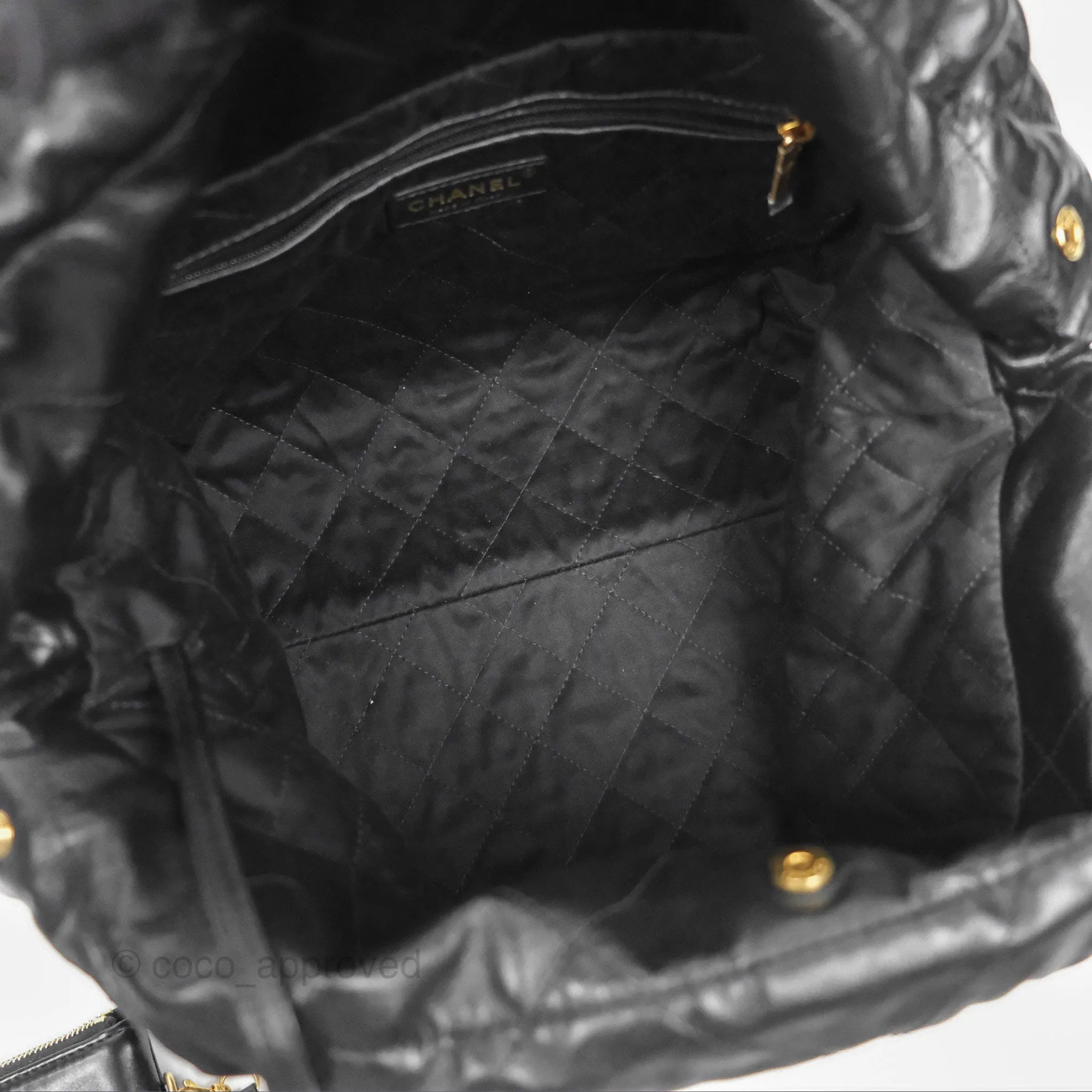 Chanel 22 Bag Medium Black Crumpled Calfskin Aged Gold Hardware