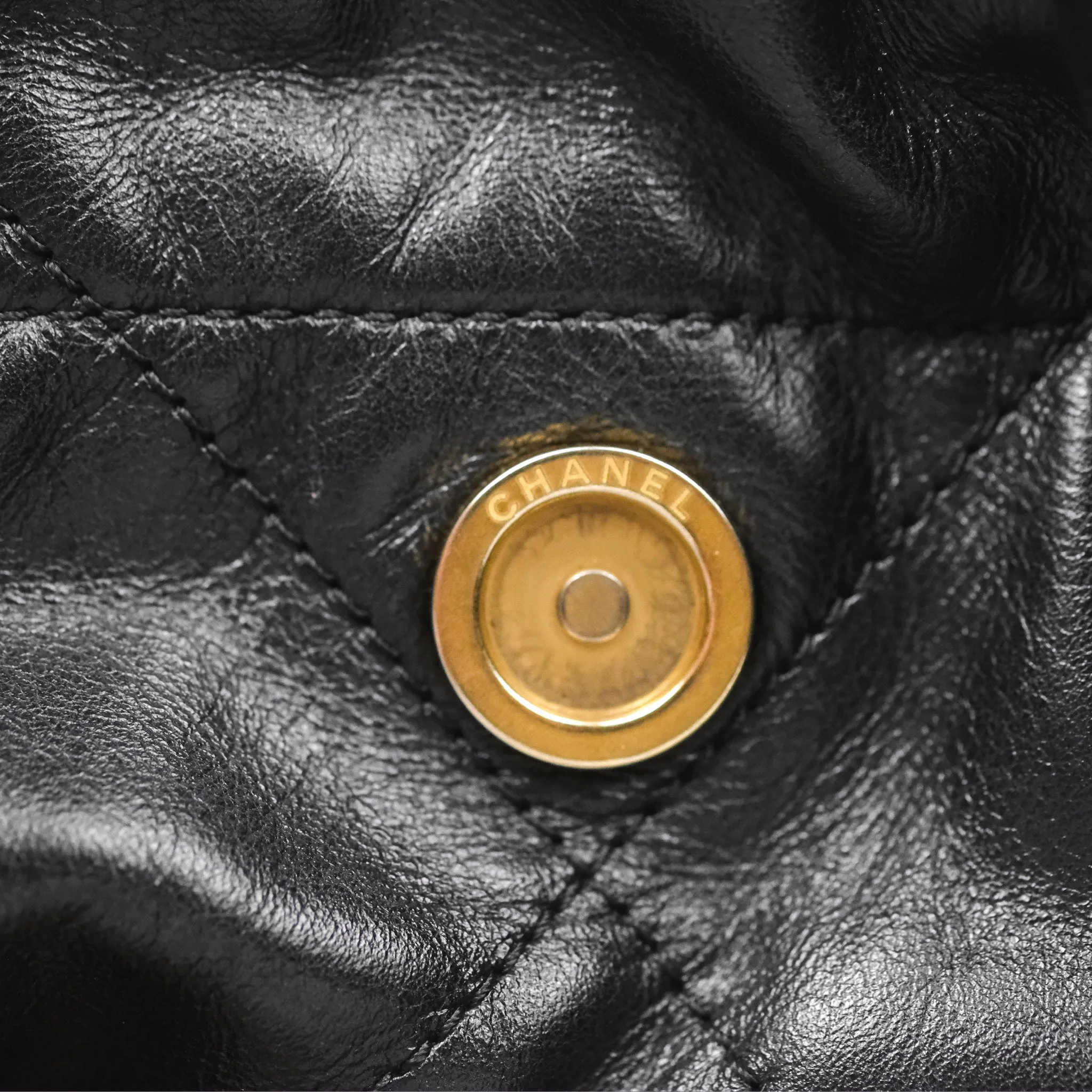 Chanel 22 East West Bag Black Shiny Crumpled Calfskin