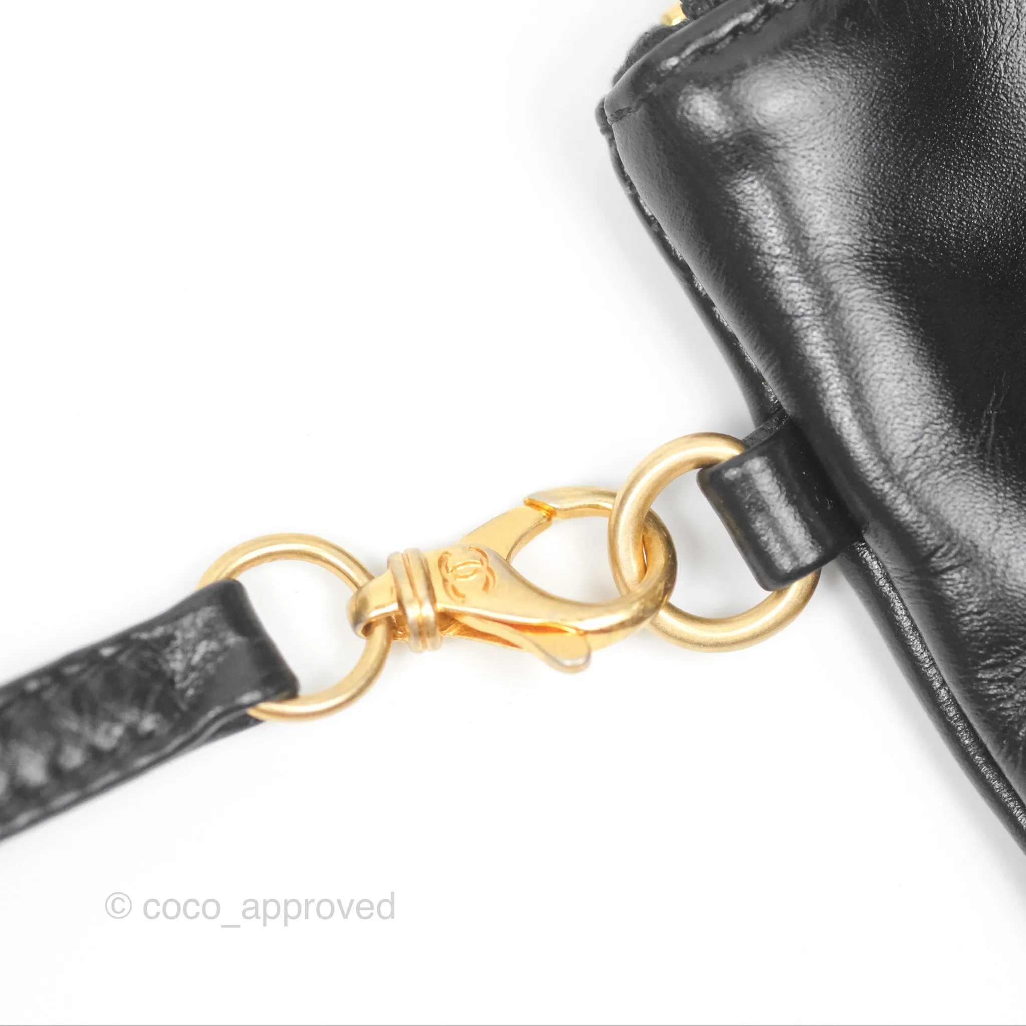Chanel 22 East West Bag Black Shiny Crumpled Calfskin