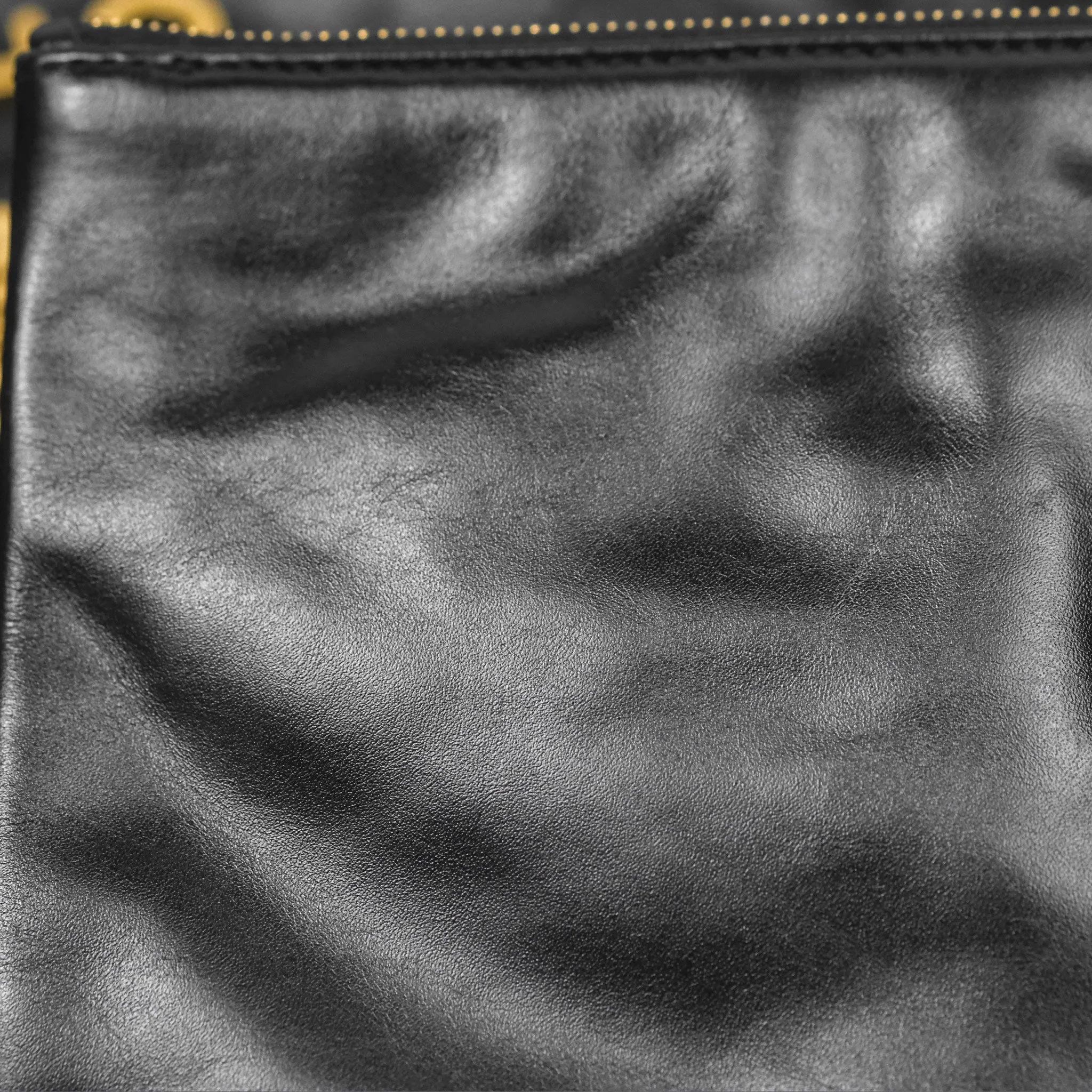 Chanel 22 East West Bag Black Shiny Crumpled Calfskin