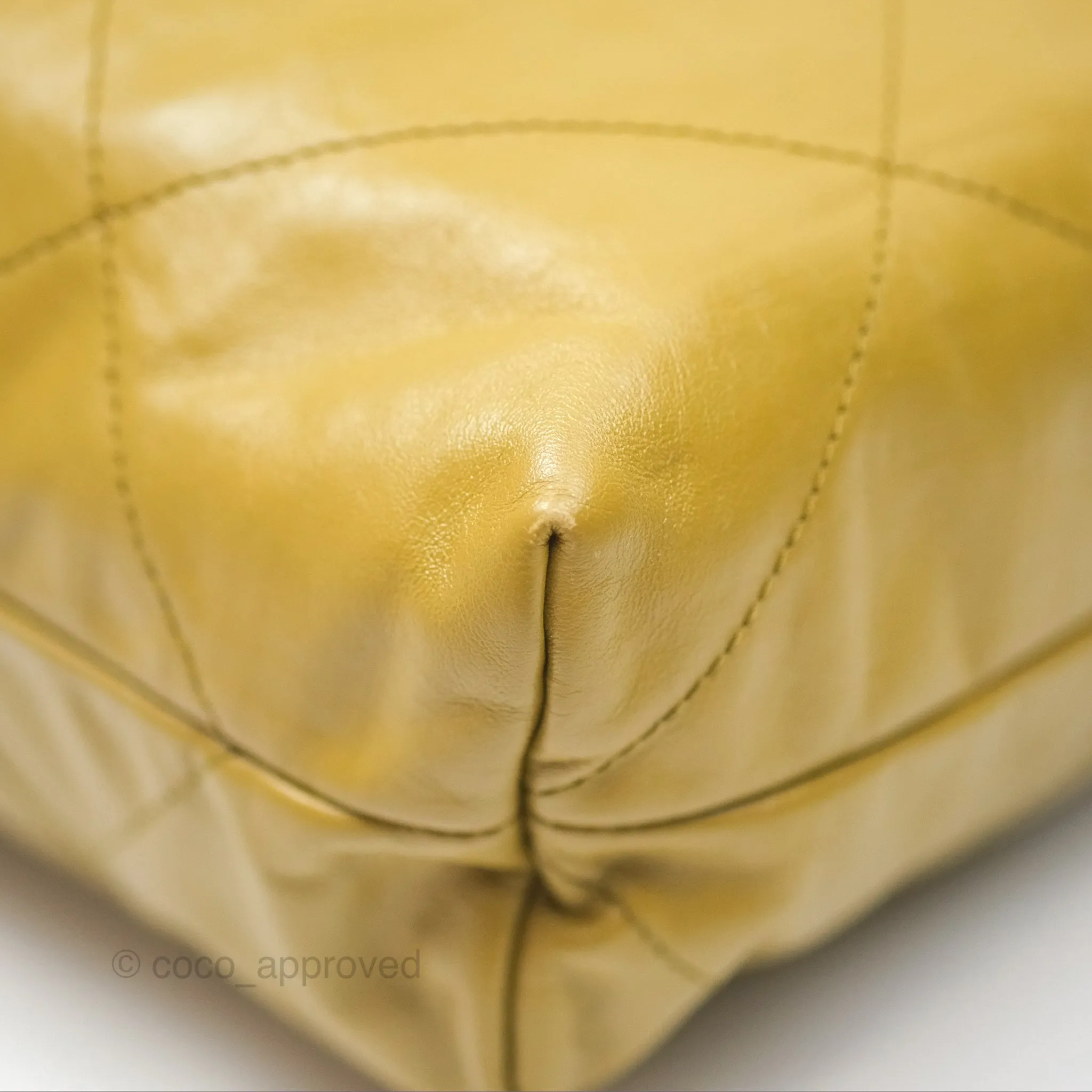 Chanel 22 Medium Olive Shiny Crumpled Calfskin Aged Gold Hardware