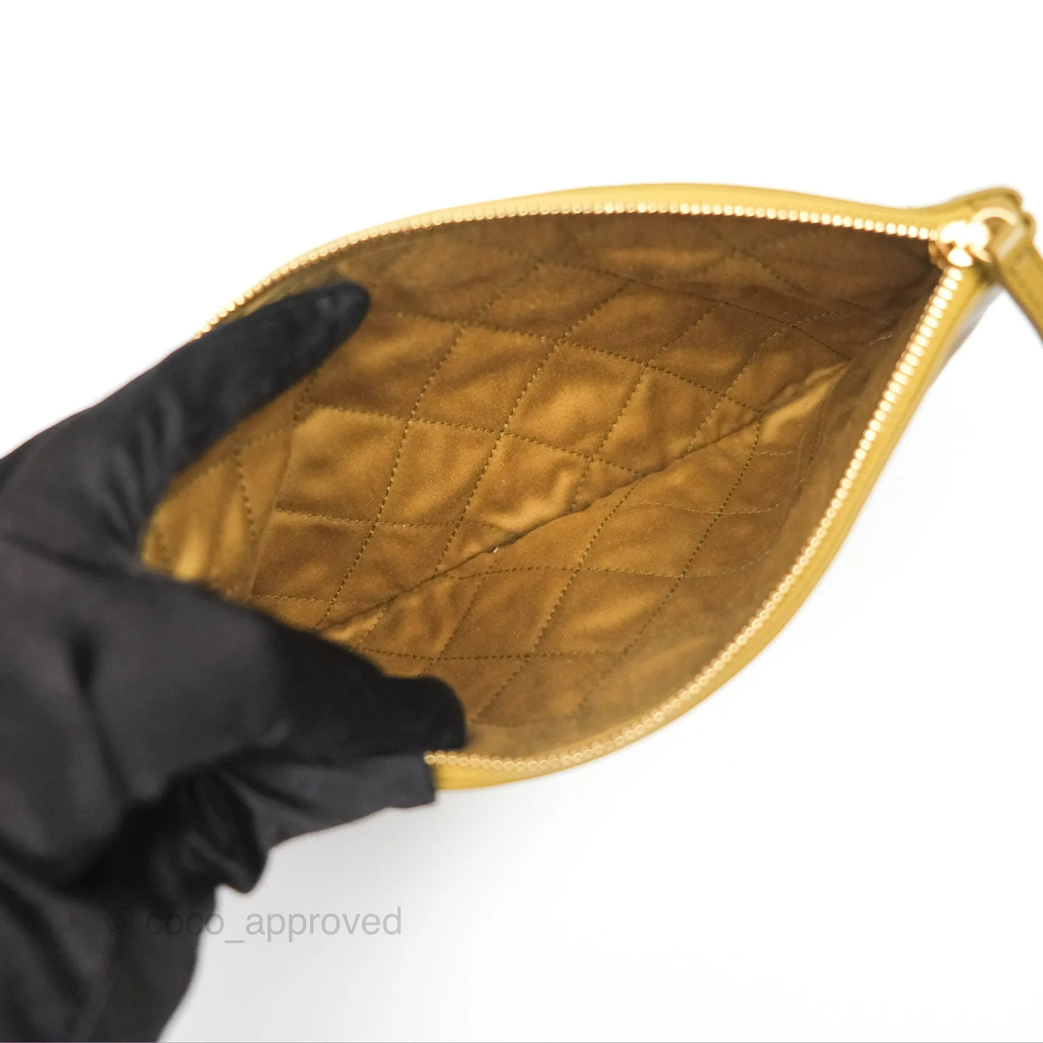 Chanel 22 Medium Olive Shiny Crumpled Calfskin Aged Gold Hardware