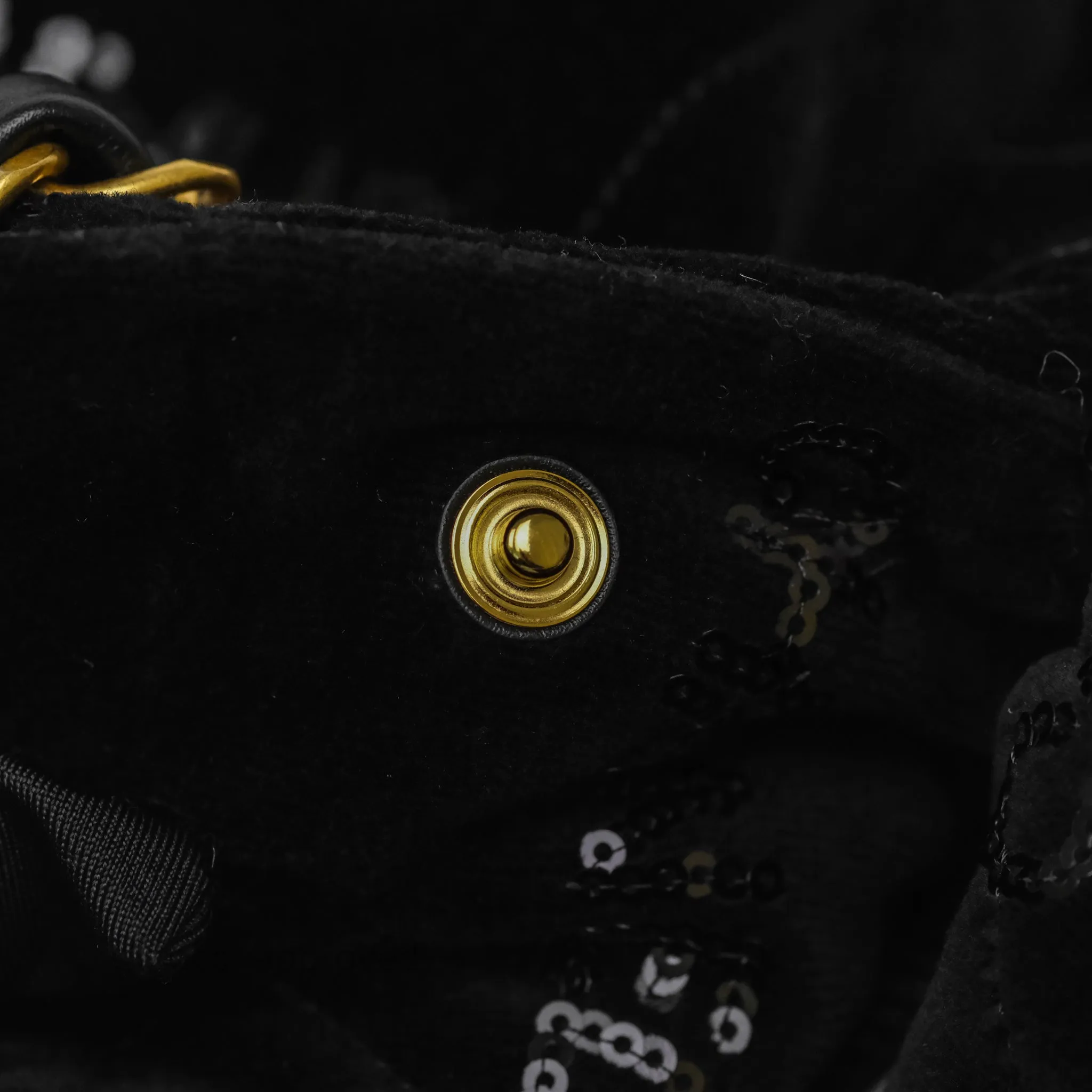 Chanel 22 Medium Sequins Logo Black Velvet