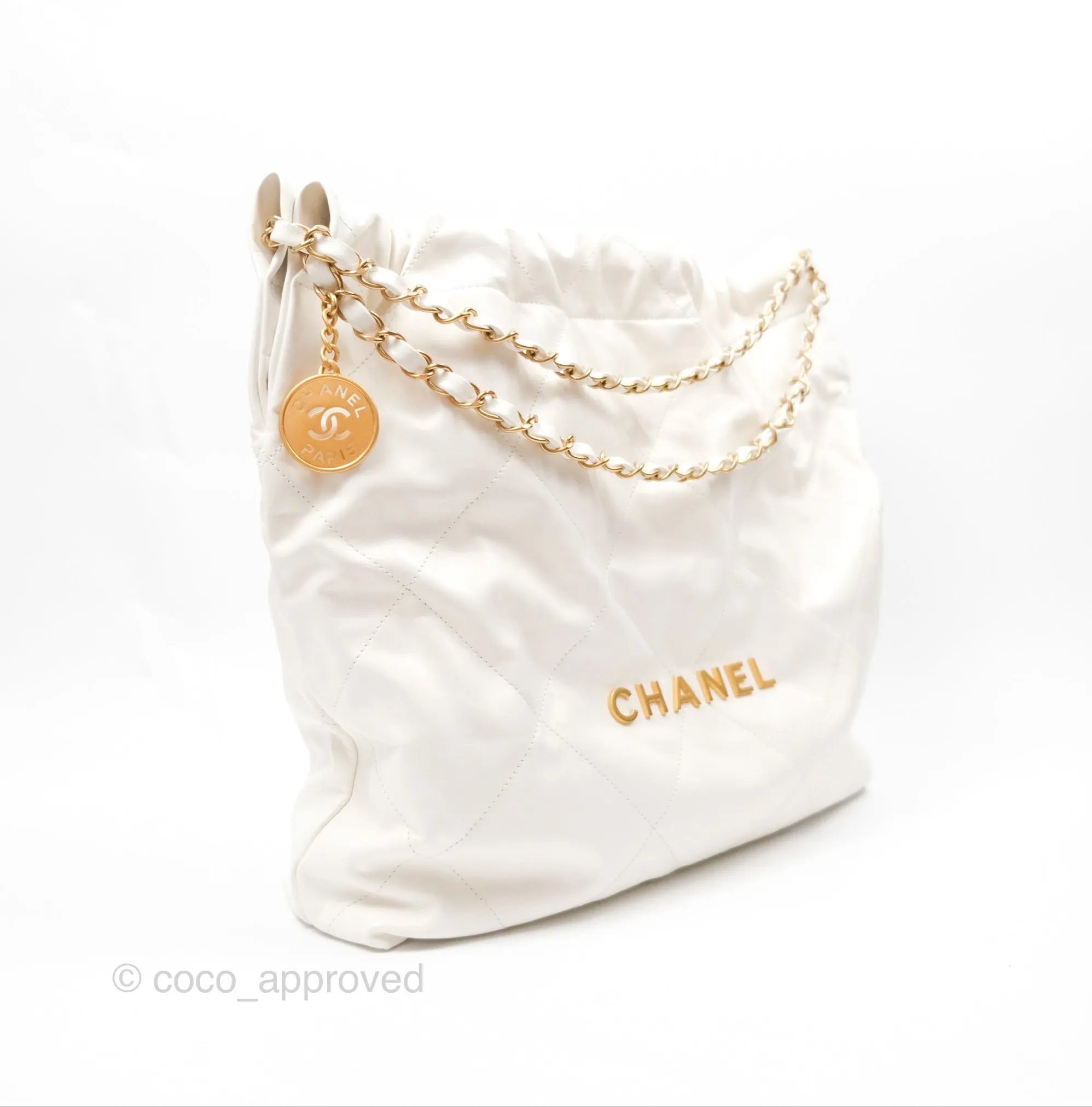 Chanel 22 Medium White Shiny Calfskin Aged Gold Hardware