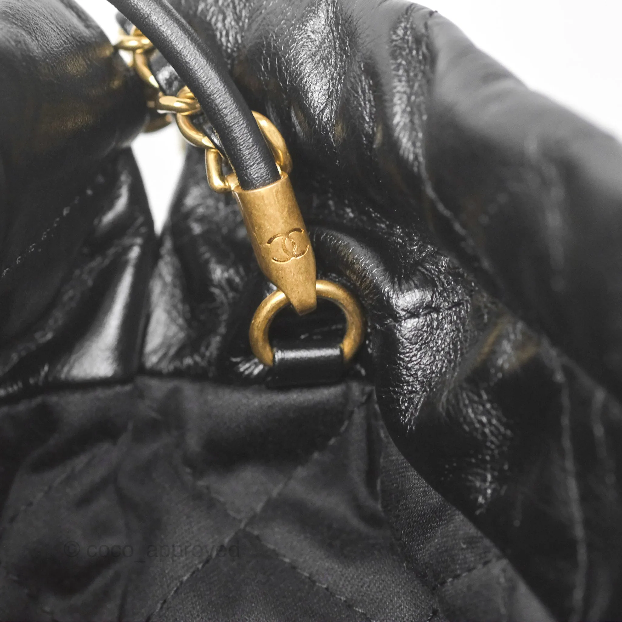 Chanel 22 Mini Bag Black Crumpled Calfskin