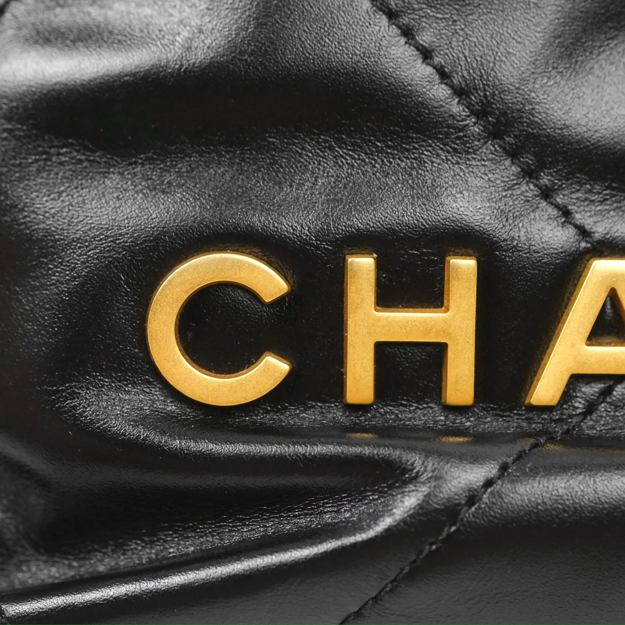 Chanel 22 Mini Bag Black Shiny Crumpled Calfskin