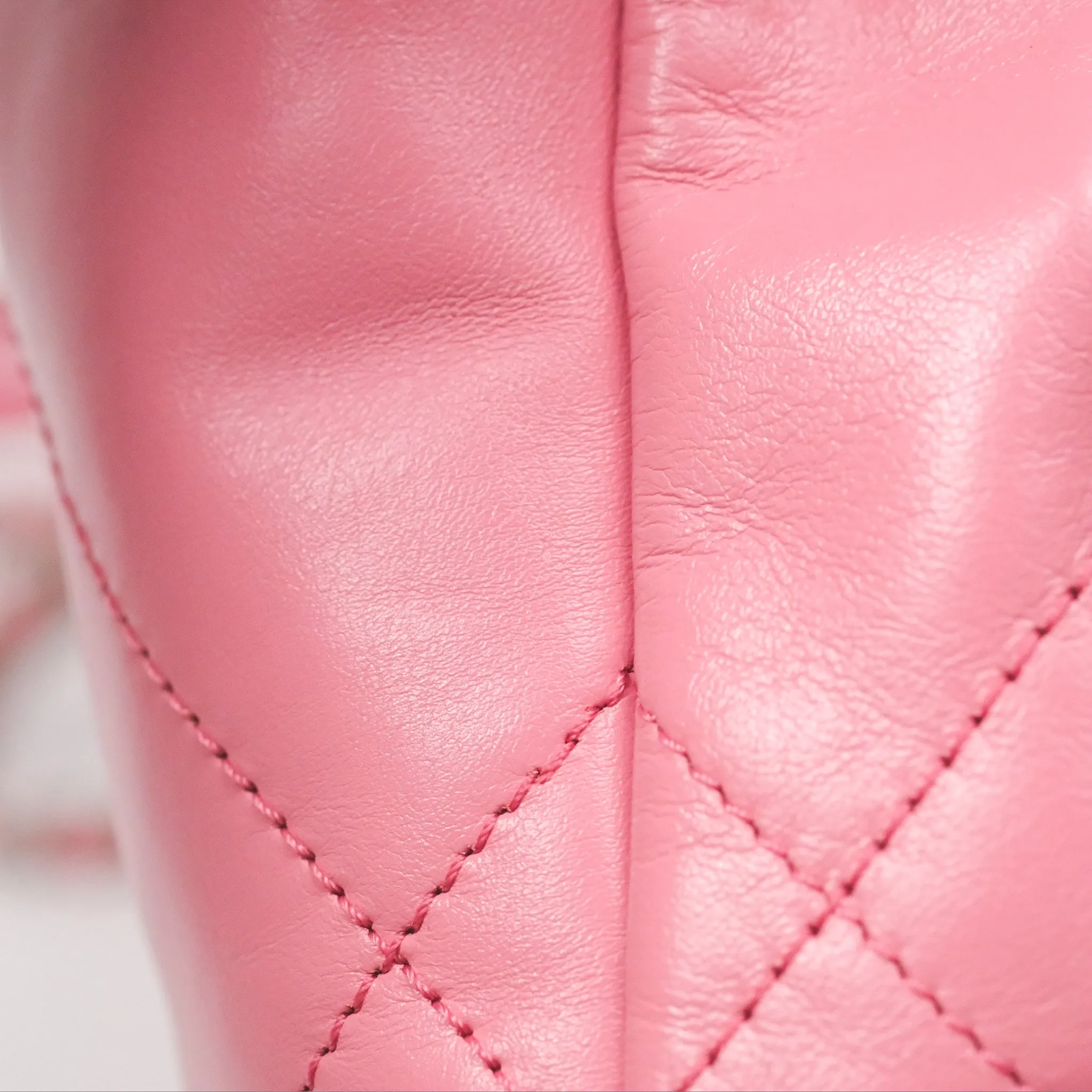 Chanel 22 Mini Bag Pink Crumpled Calfskin Aged Silver Hardware