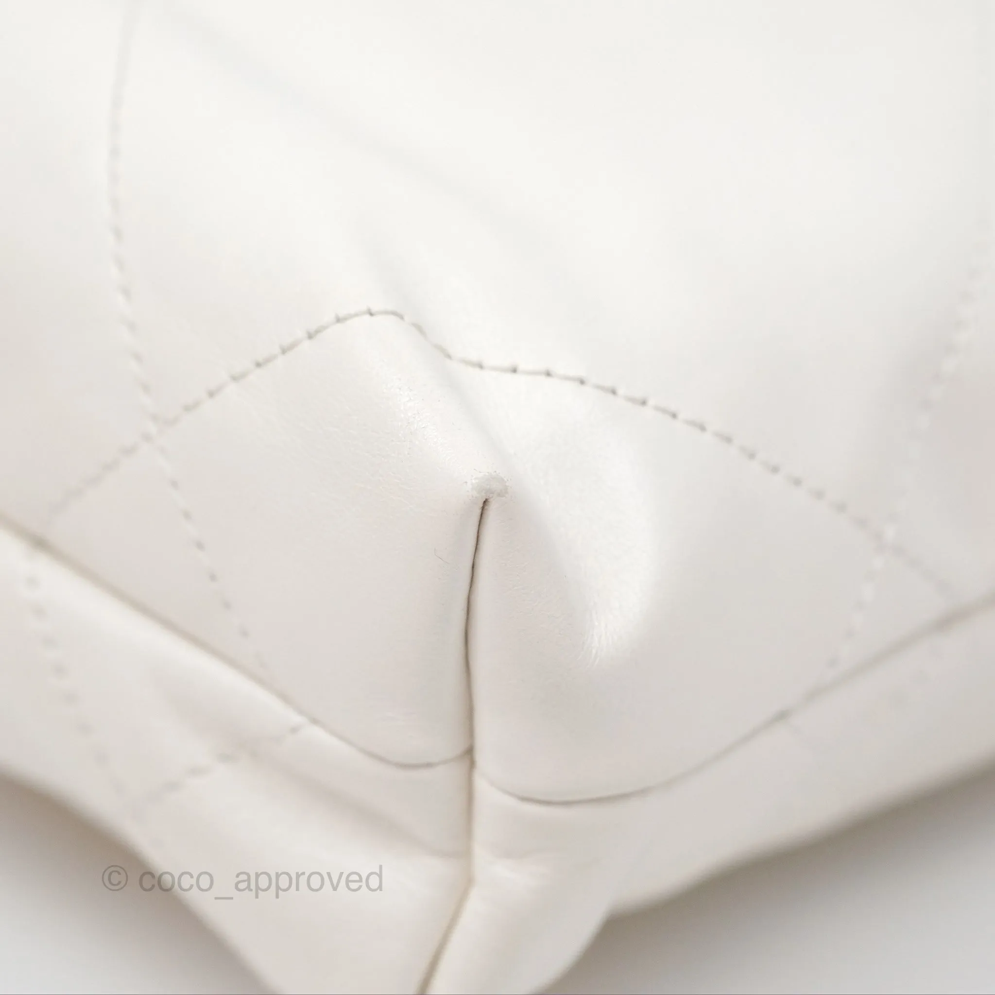Chanel 22 Mini Bag White Crumpled Calfskin