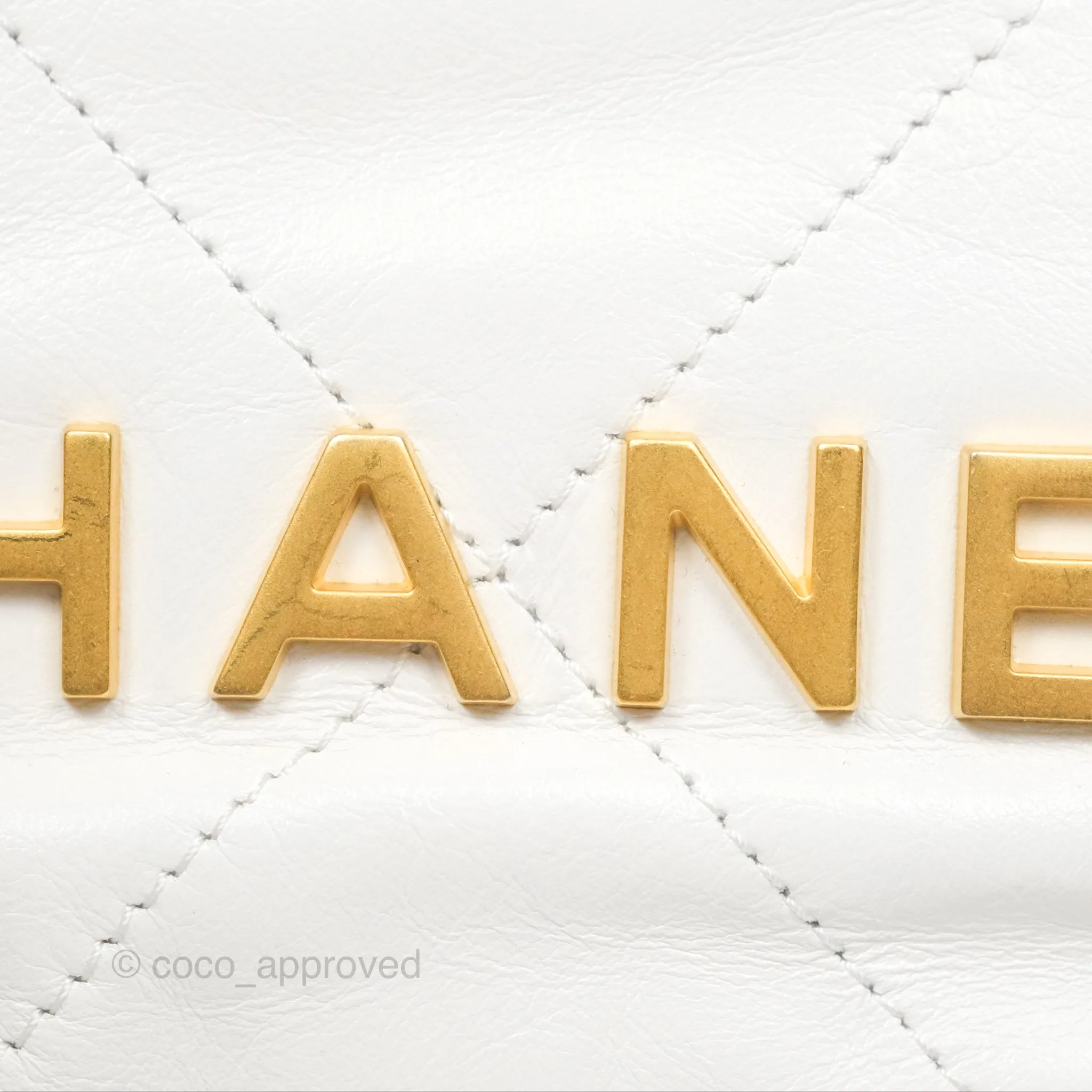 Chanel 22 Mini Bag White Shiny Crumpled Calfskin
