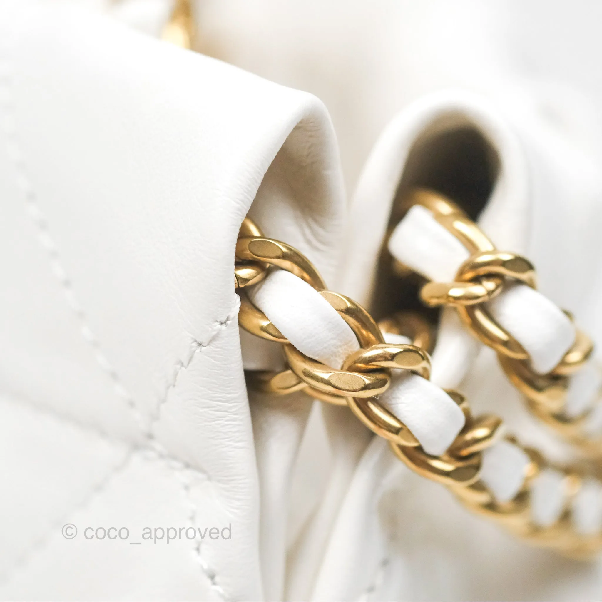 Chanel 22 Mini Bag White Shiny Crumpled Calfskin
