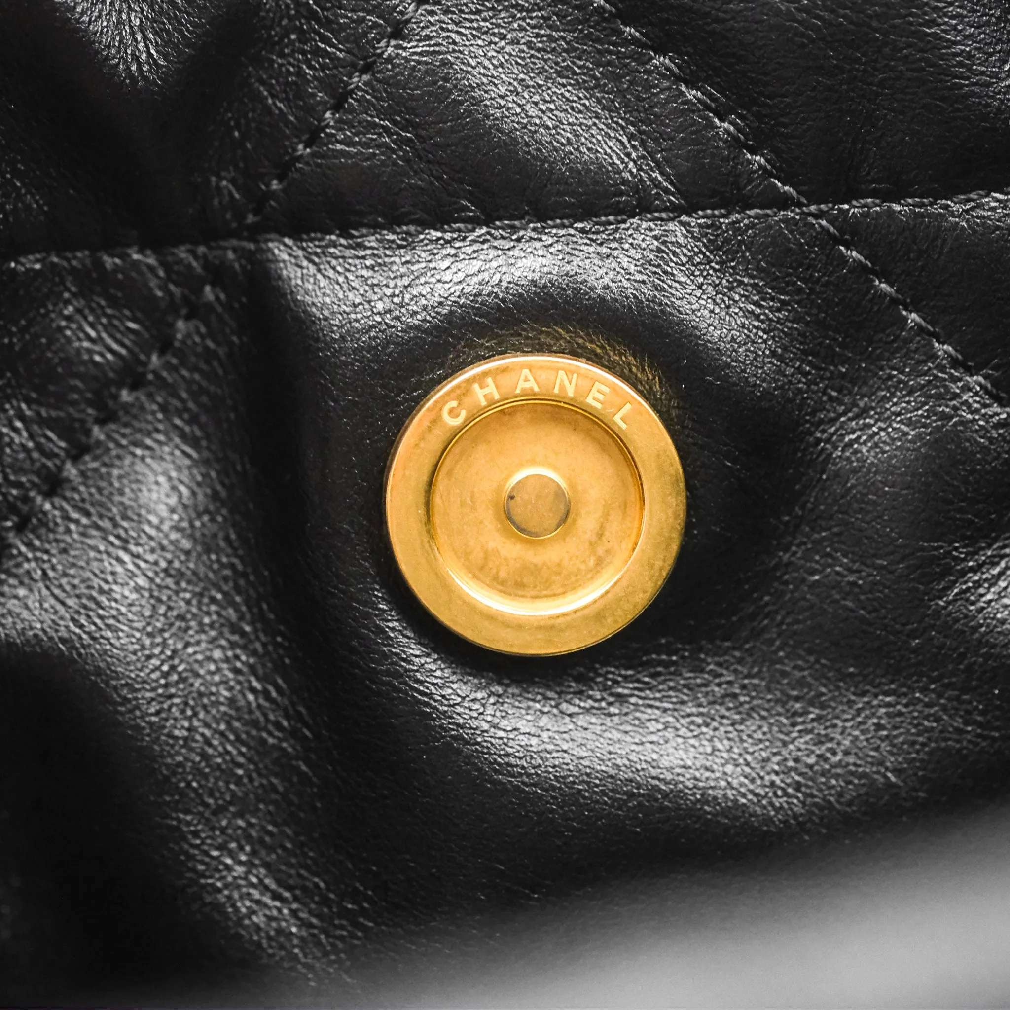 Chanel 22 Small Black Shiny Crumpled Calfskin Aged Gold Hardware