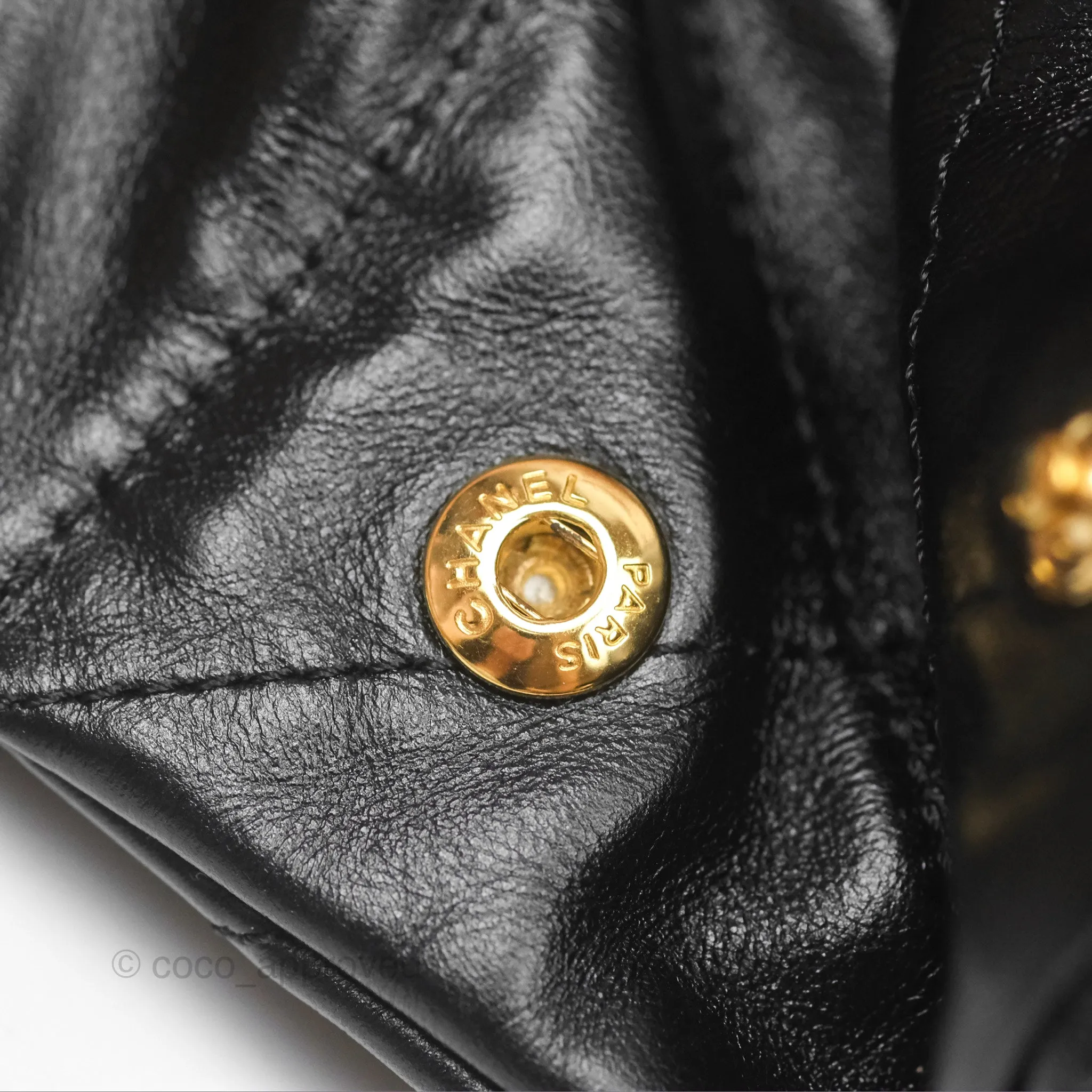 Chanel 22 Small Black Shiny Crumpled Calfskin Aged Gold Hardware