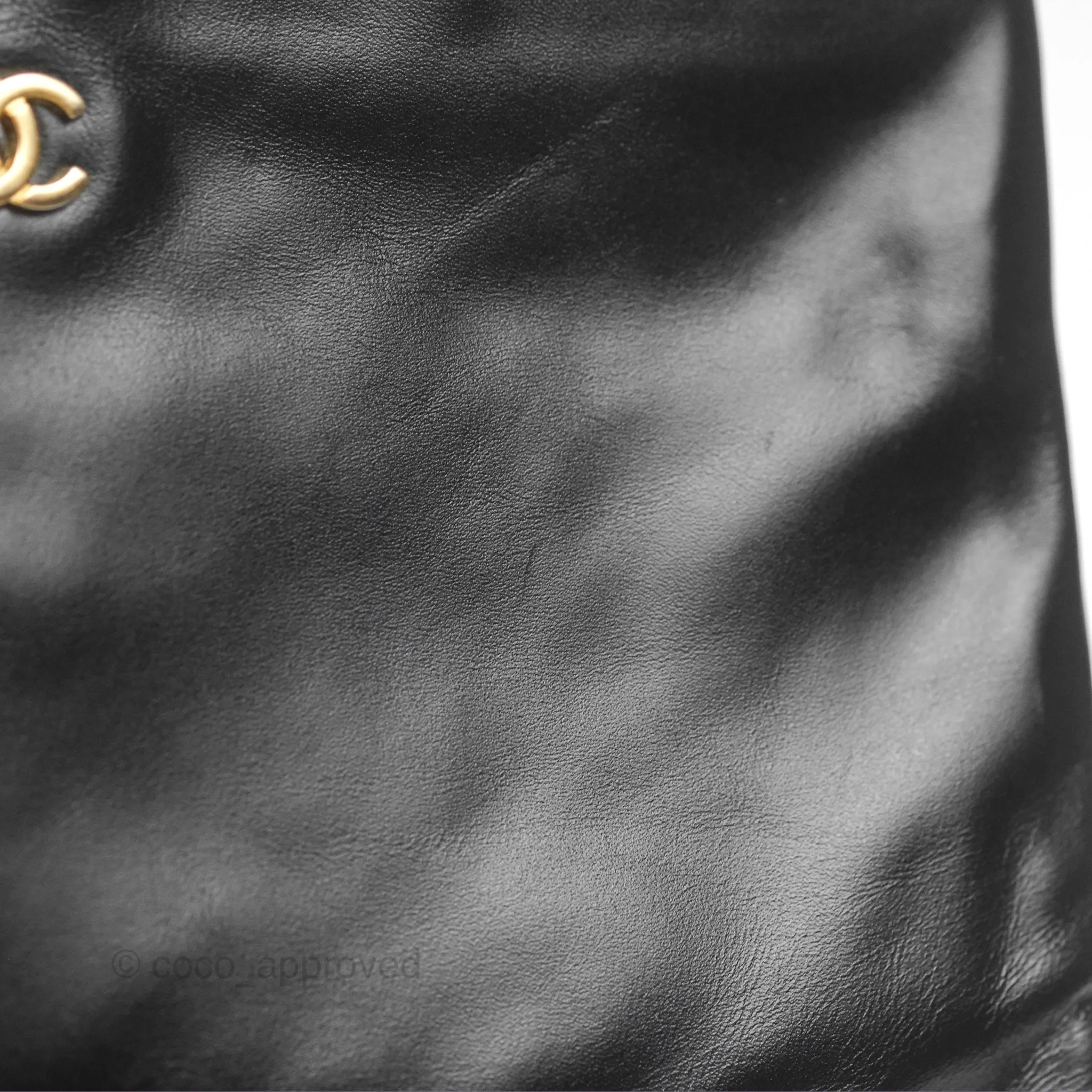 Chanel 22 Small Black Shiny Crumpled Calfskin Aged Gold Hardware