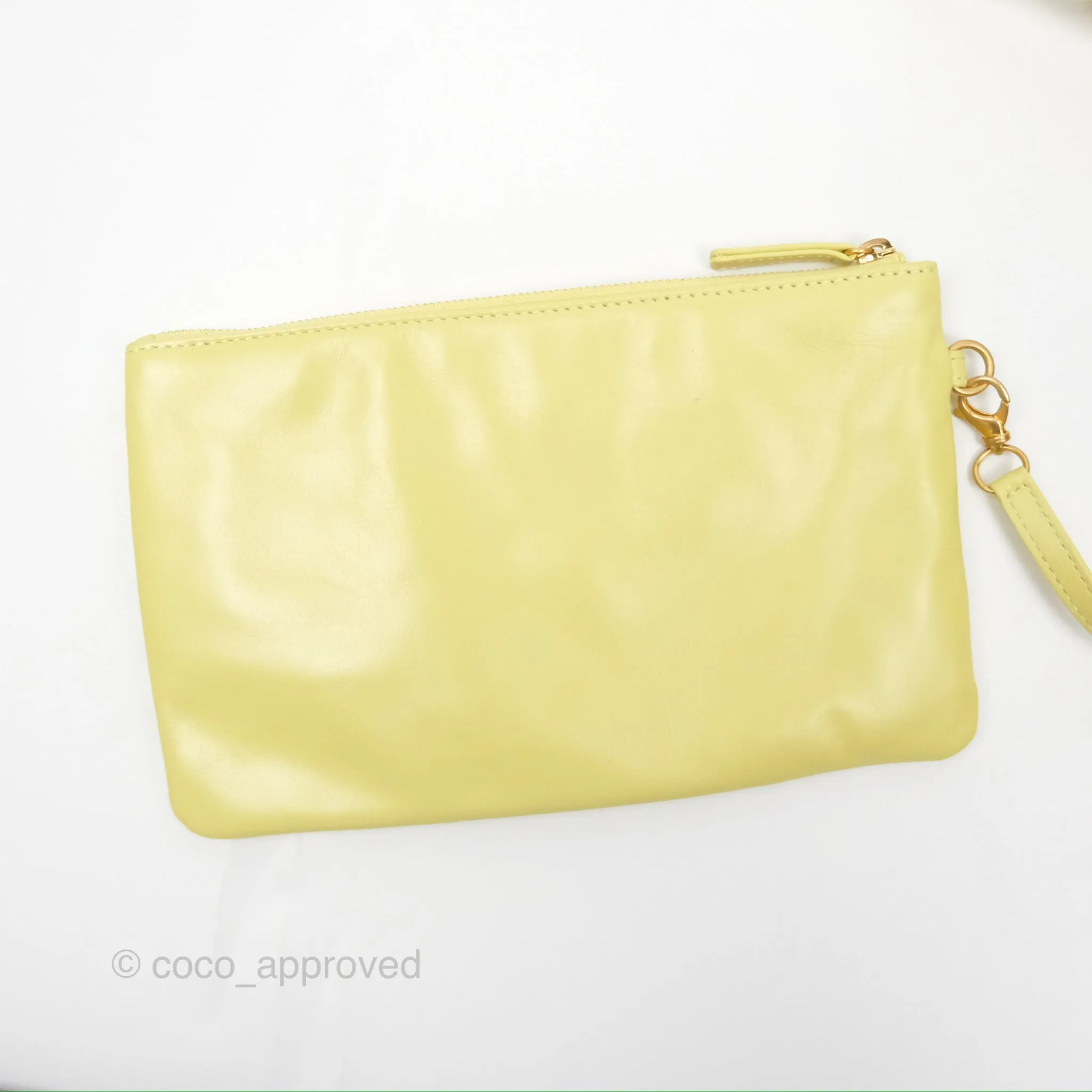Chanel 22 Small Lime Green Shiny Aged Calfskin Aged Gold Hardware