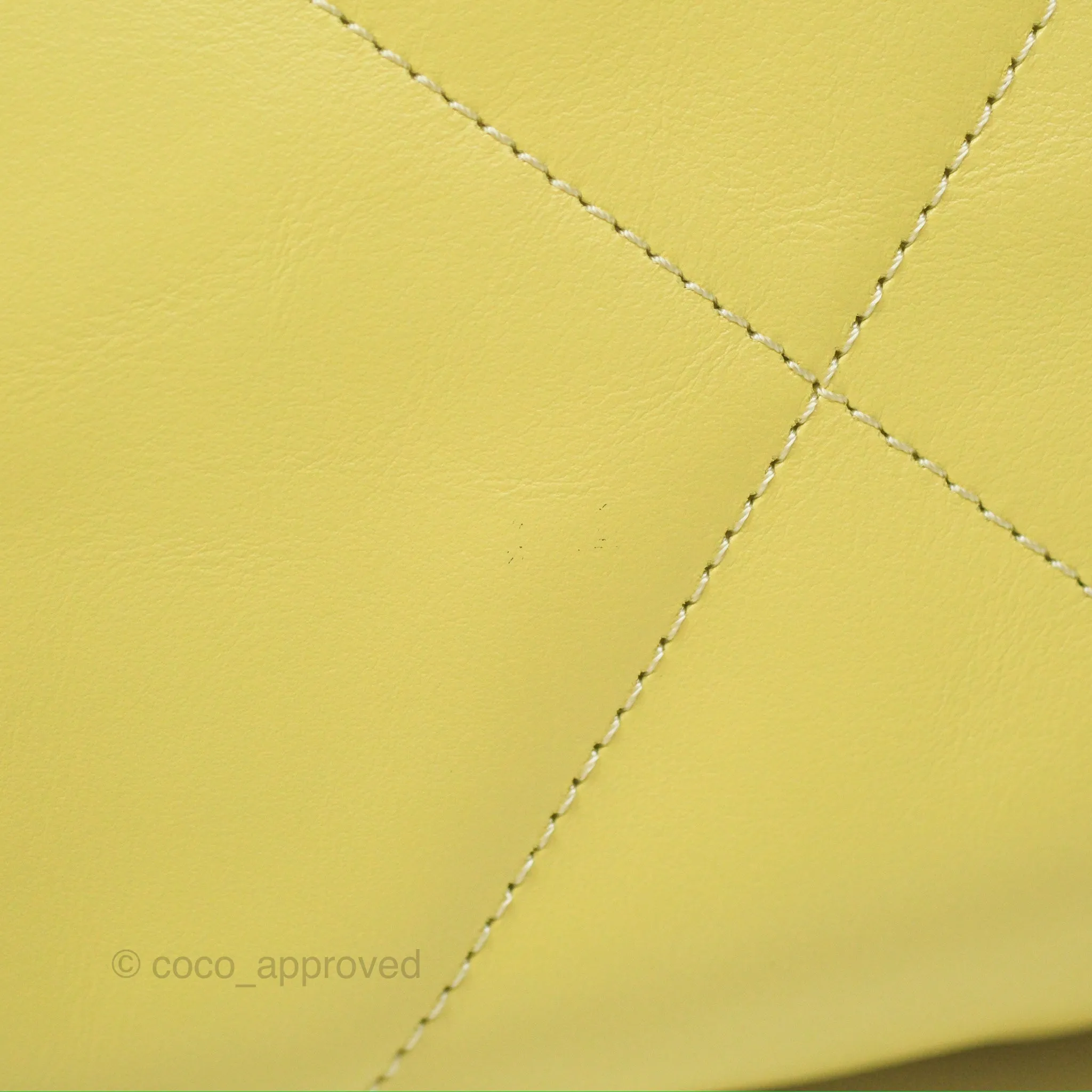 Chanel 22 Small Lime Green Shiny Aged Calfskin Aged Gold Hardware