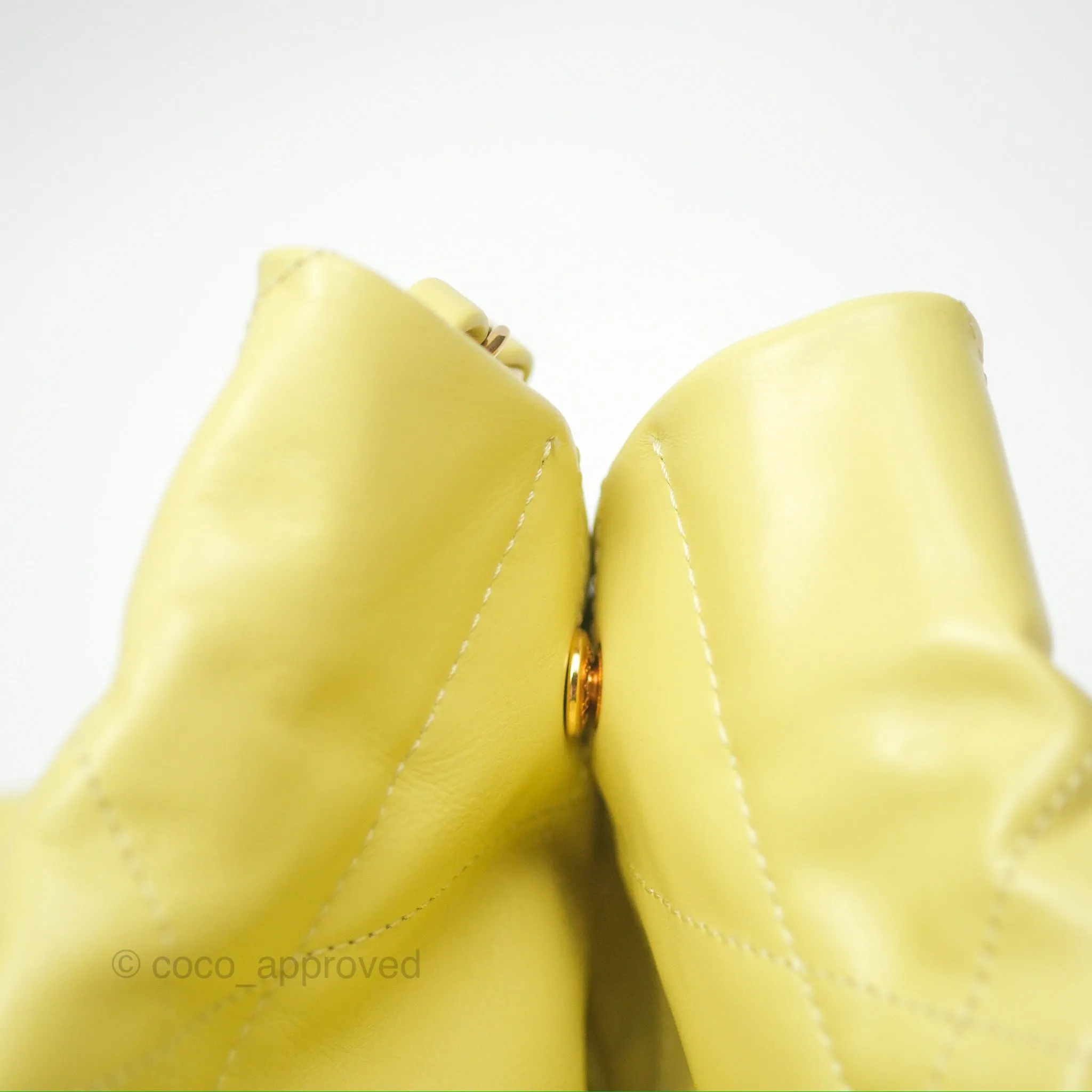 Chanel 22 Small Lime Green Shiny Aged Calfskin Aged Gold Hardware