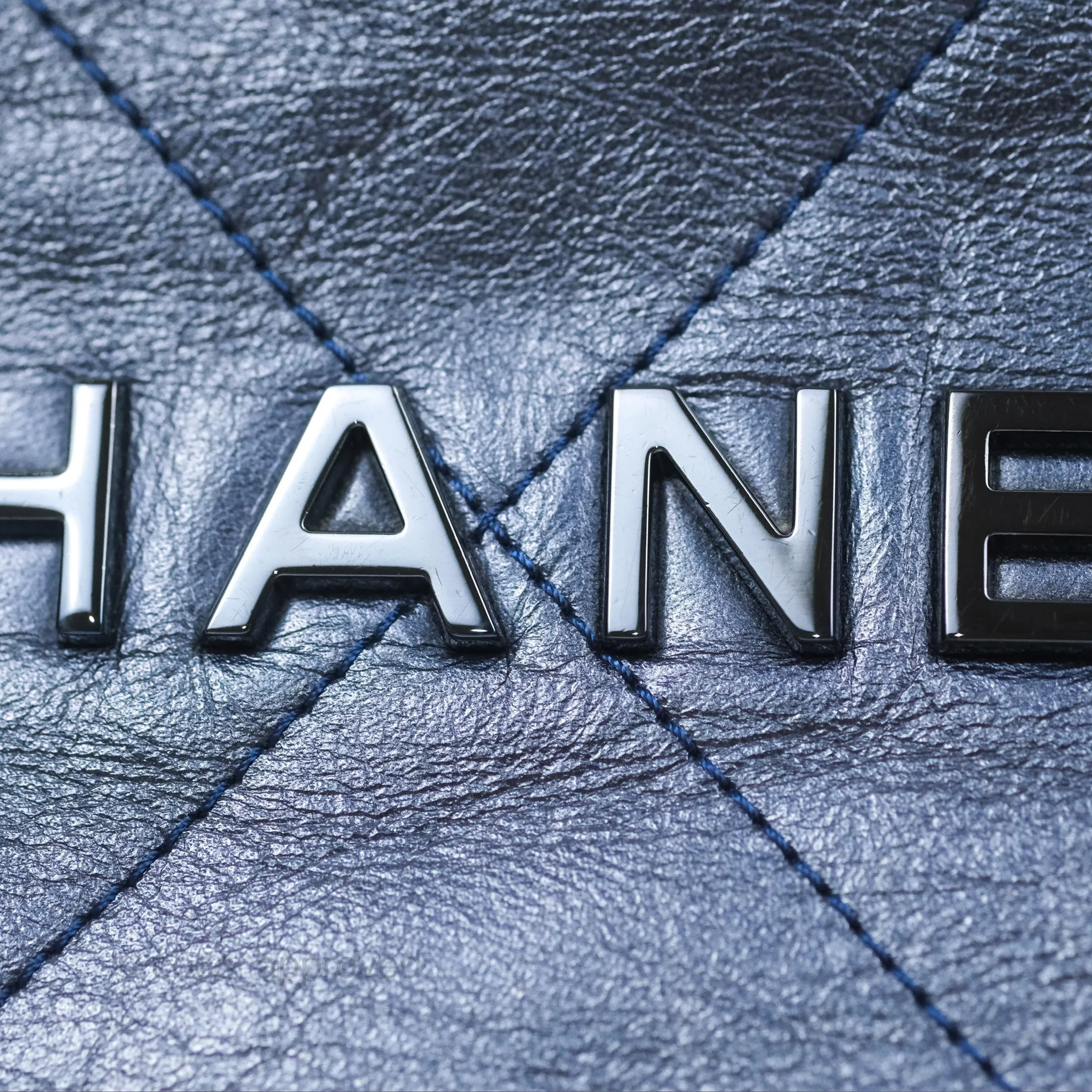 Chanel 22 Small Metallic Midnight Blue Aged Calfskin Midnight Blue/Silver Hardware