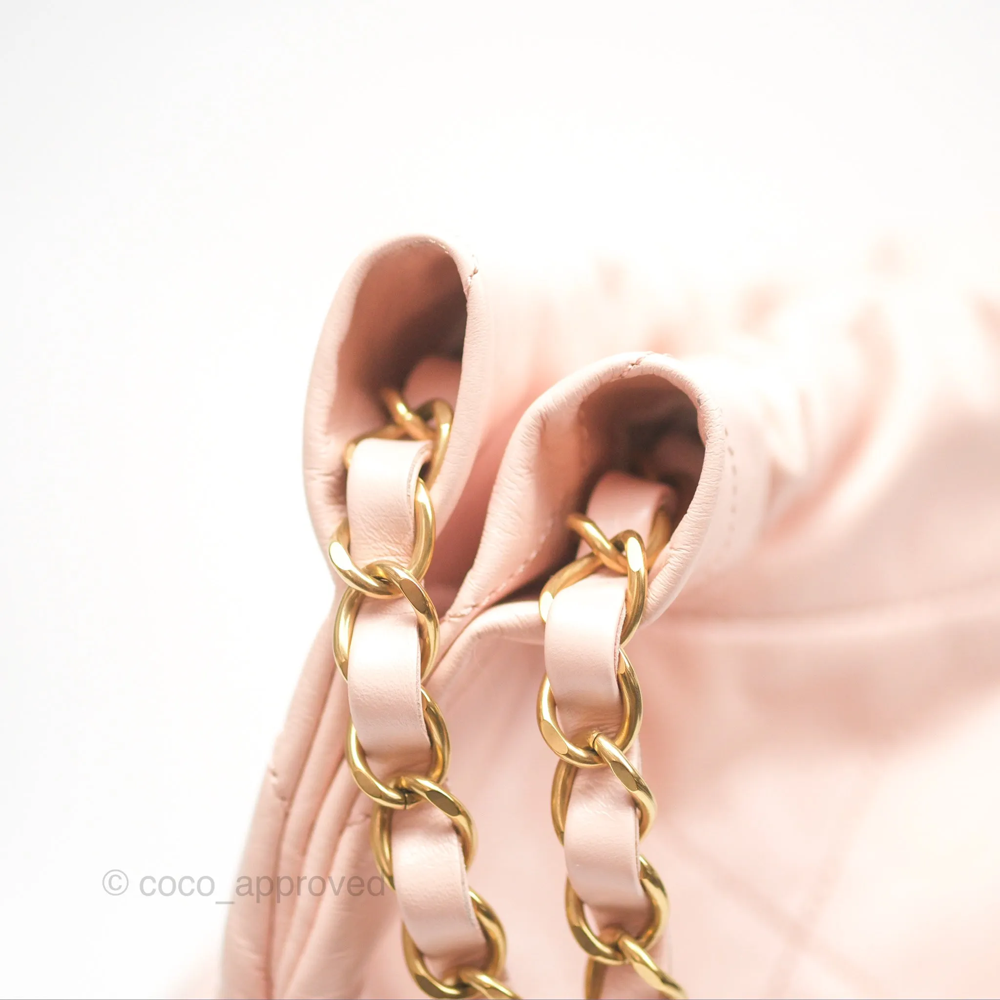 Chanel 22 Small Quilted Pink Shiny Crumpled Calfskin Aged Gold Hardware