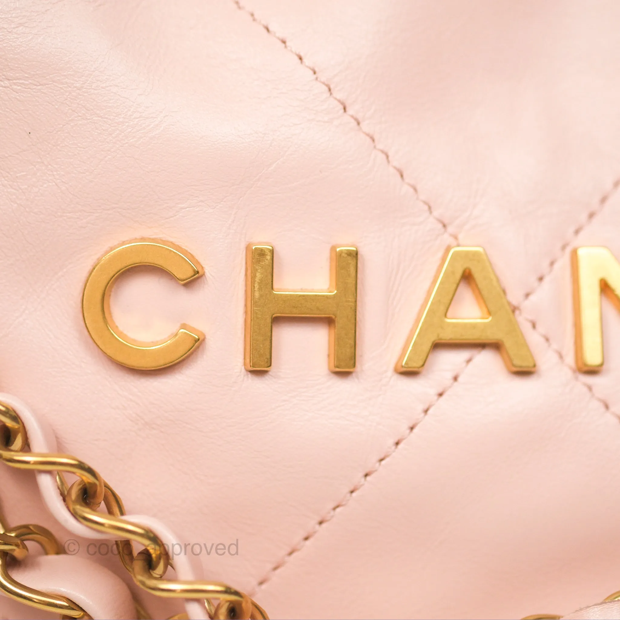 Chanel 22 Small Quilted Pink Shiny Crumpled Calfskin Aged Gold Hardware