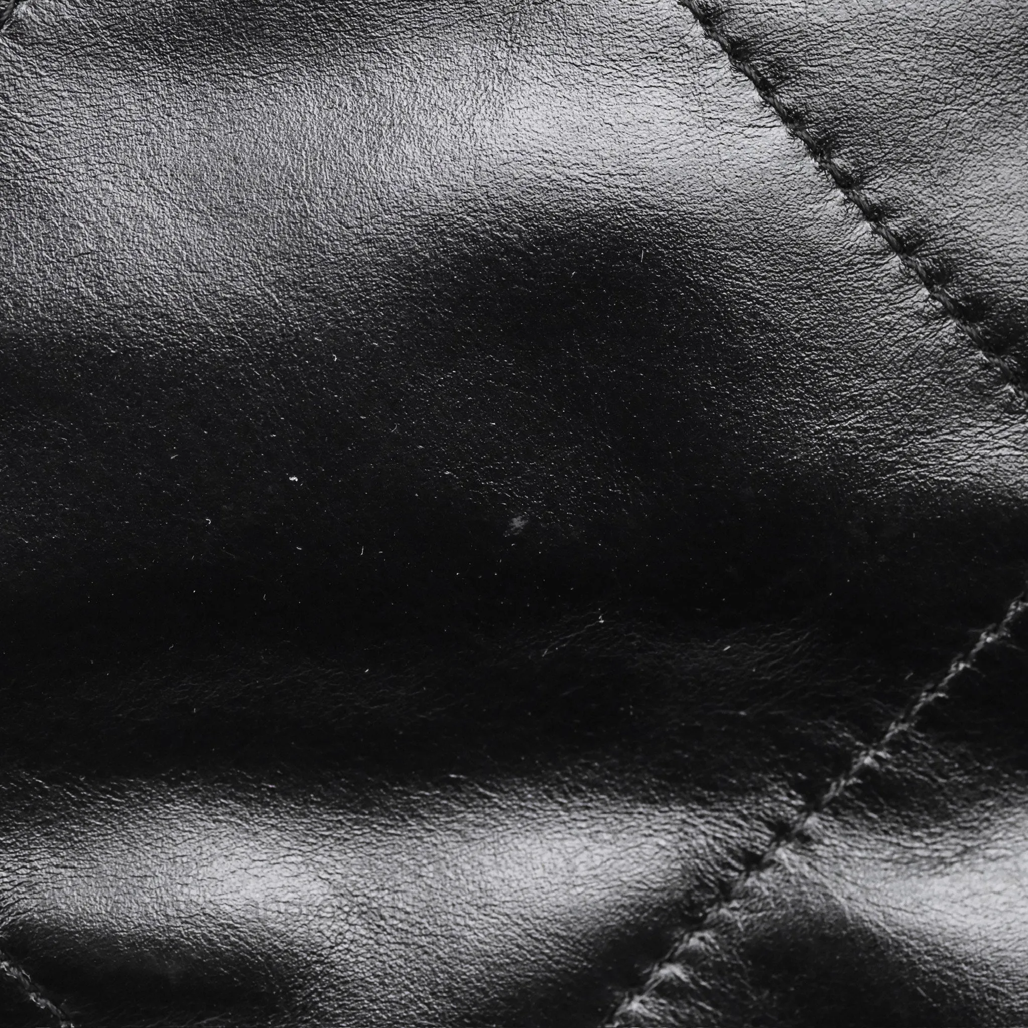 Chanel 22 Small Quilted So Black Shiny Crumpled Calfskin